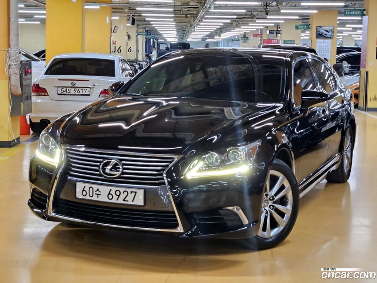 Lexus LS460 2014 — 2