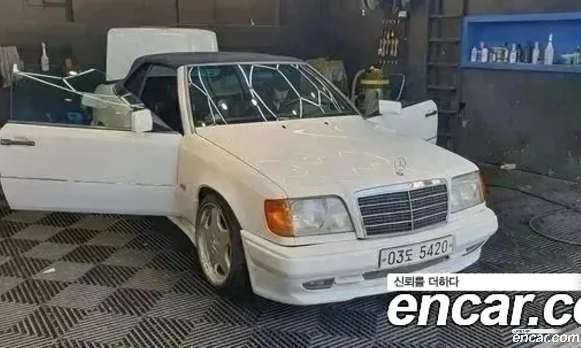 Mercedes-Benz E-Class W124 1993 — 13