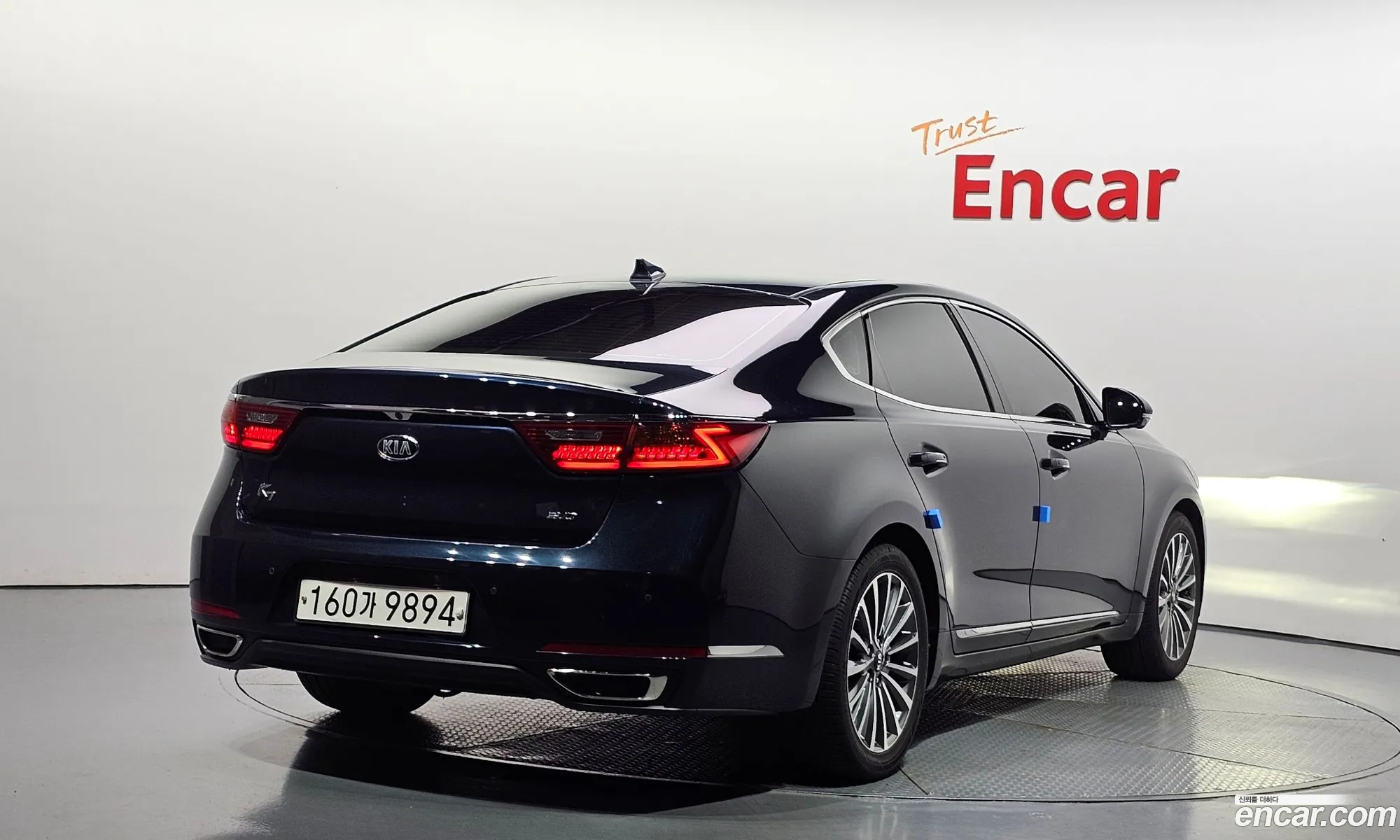 Kia K7 2018 — 2