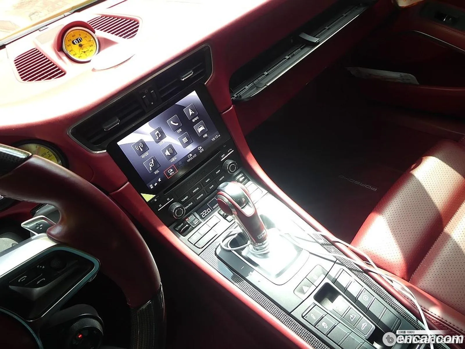 Porsche 911 2018 — 19