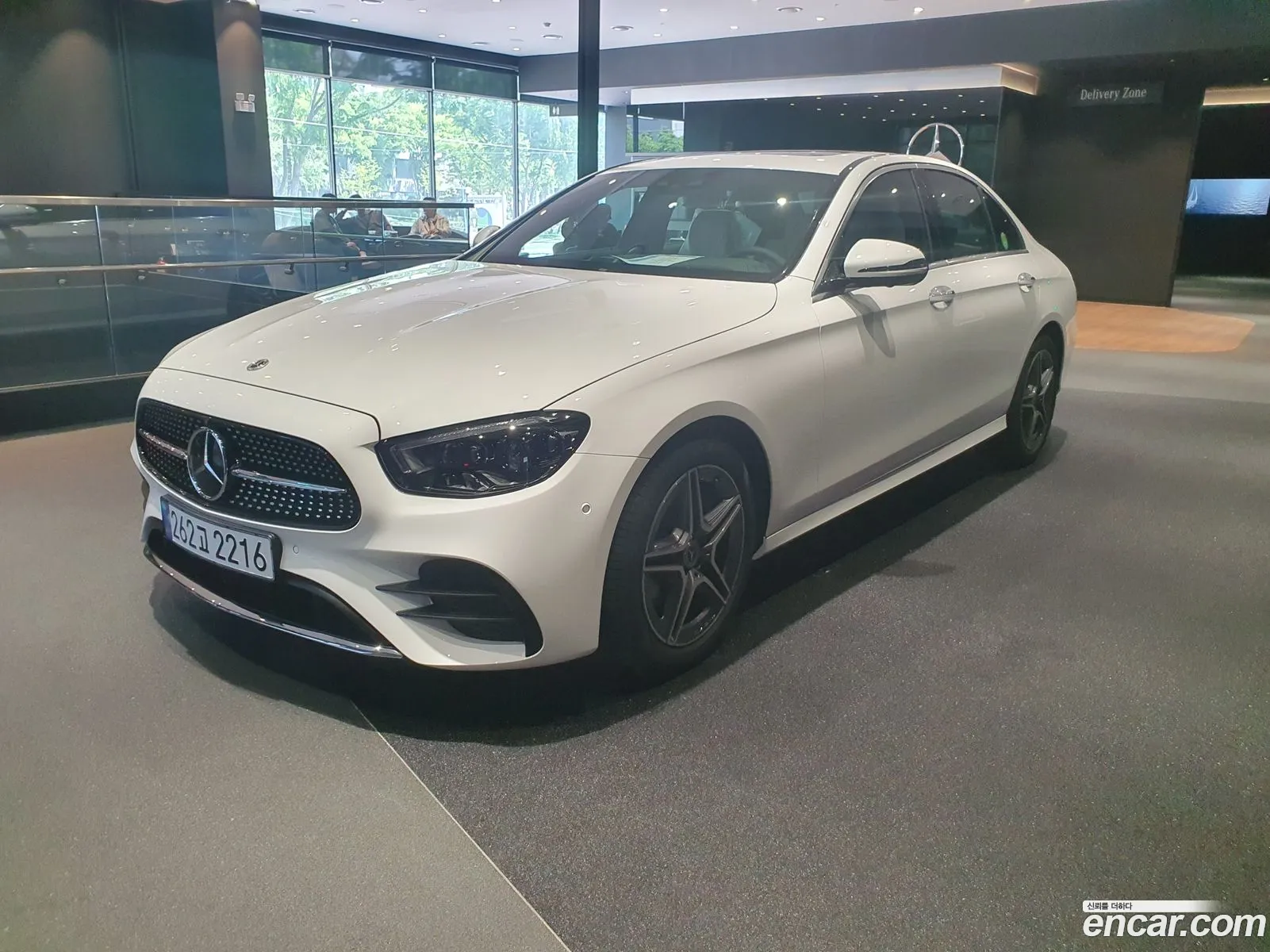 Mercedes-Benz E-Class W213 2023 — 15