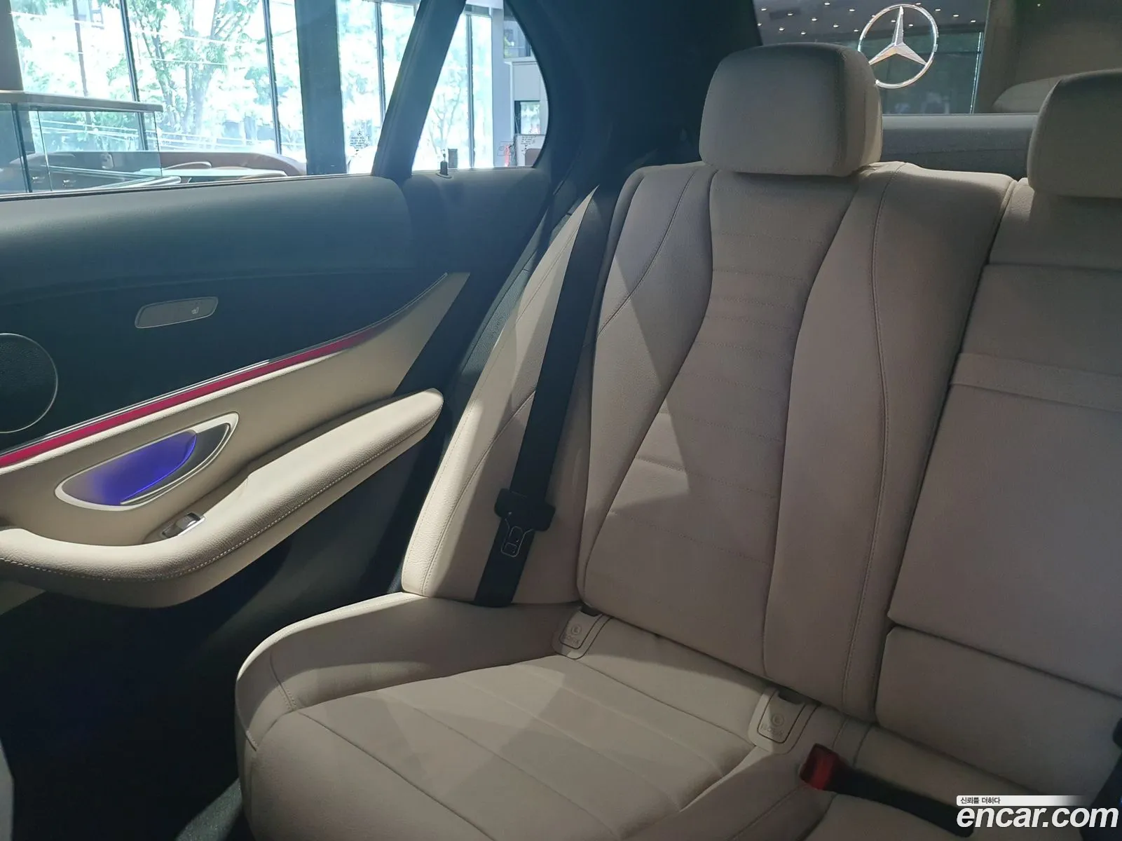 Mercedes-Benz E-Class W213 2023 — 18