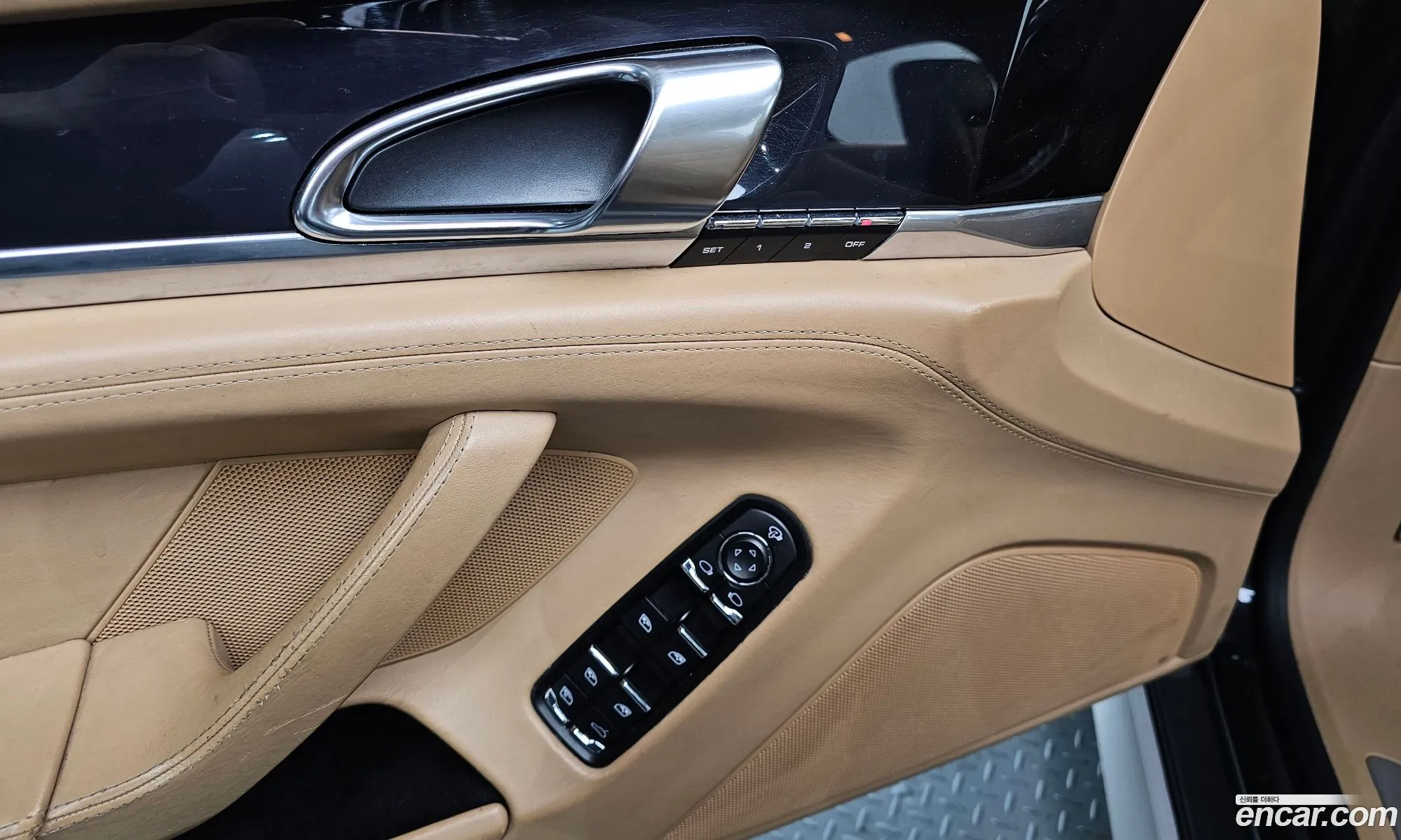 Porsche Panamera 2010 WP0AB2979AL065522 — 4