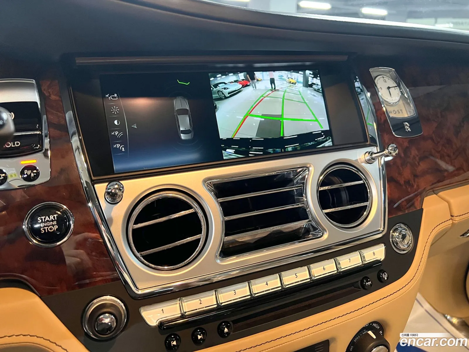 Rolls-Royce Ghost 2018 — 10
