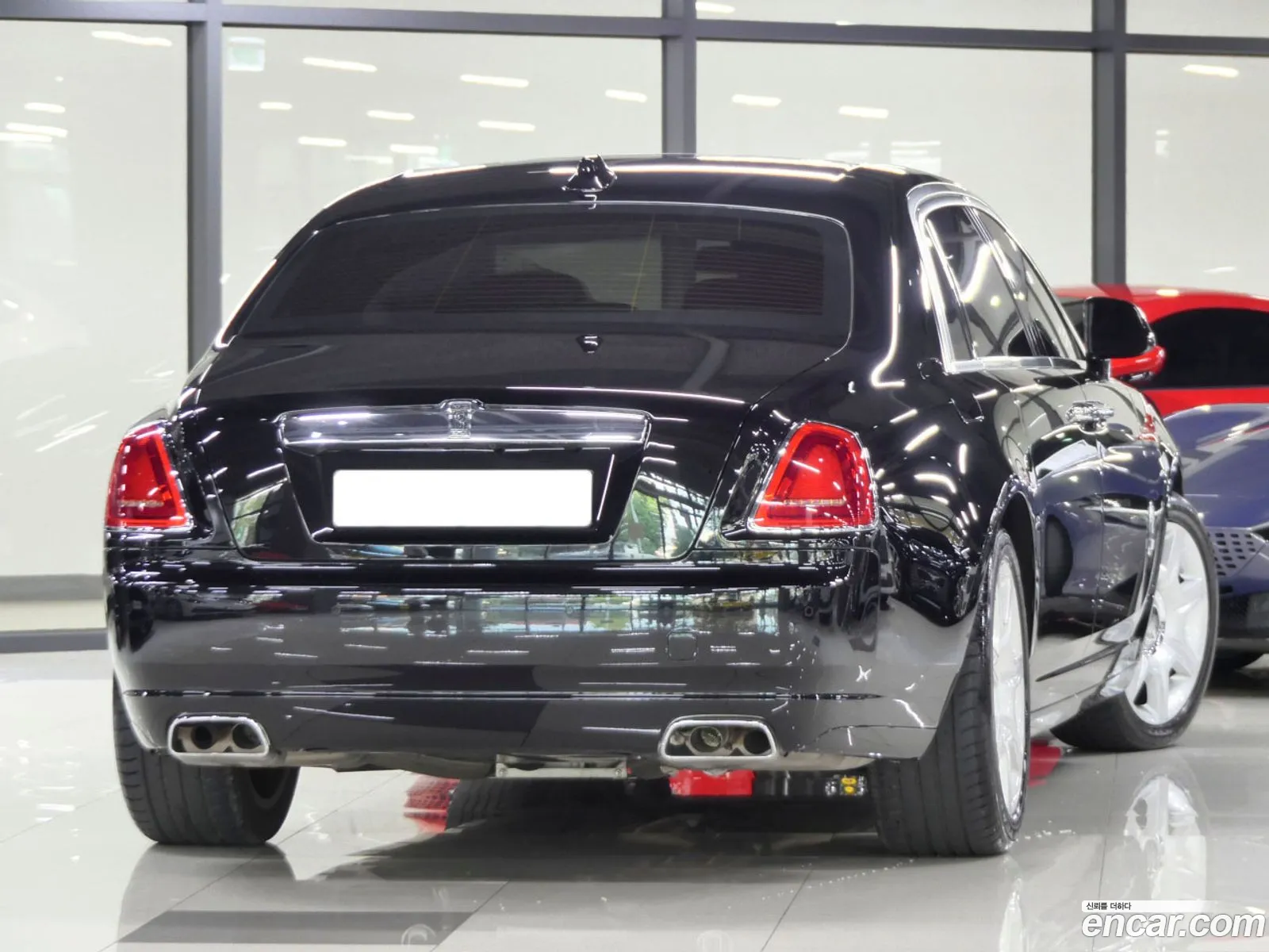 Rolls-Royce Ghost 2018 — 9
