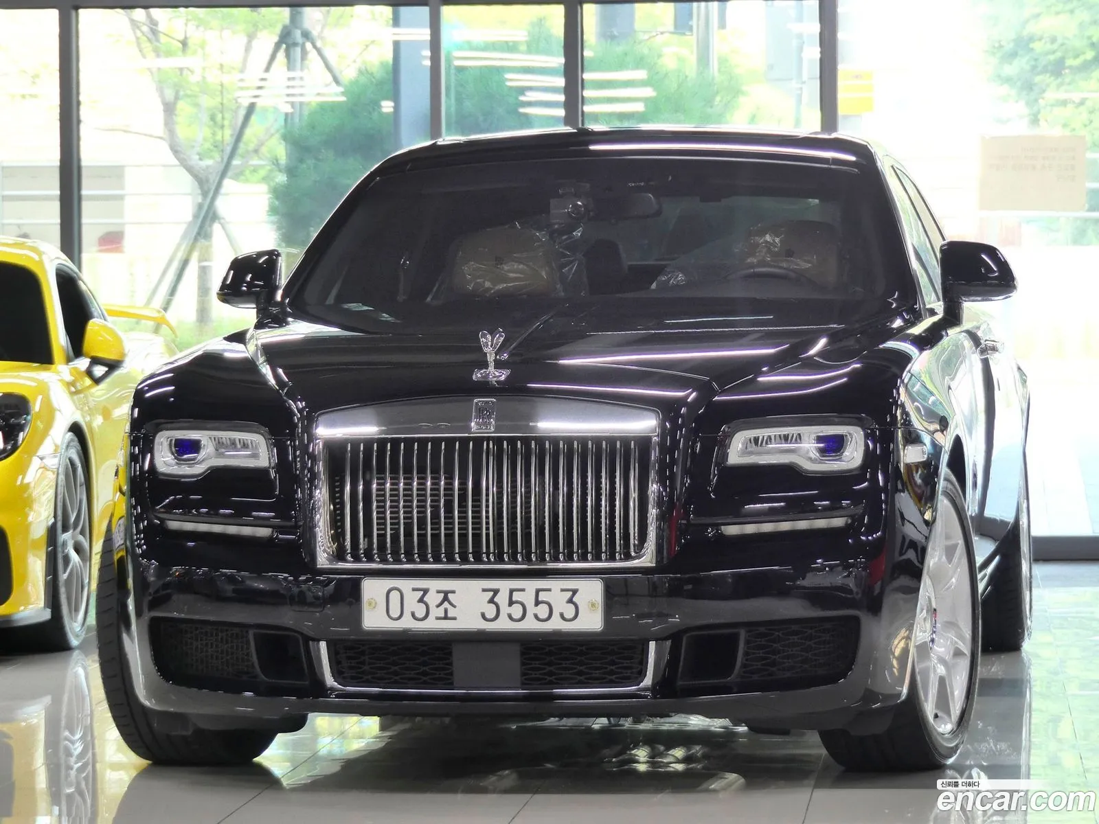 Rolls-Royce Ghost 2018 — 16