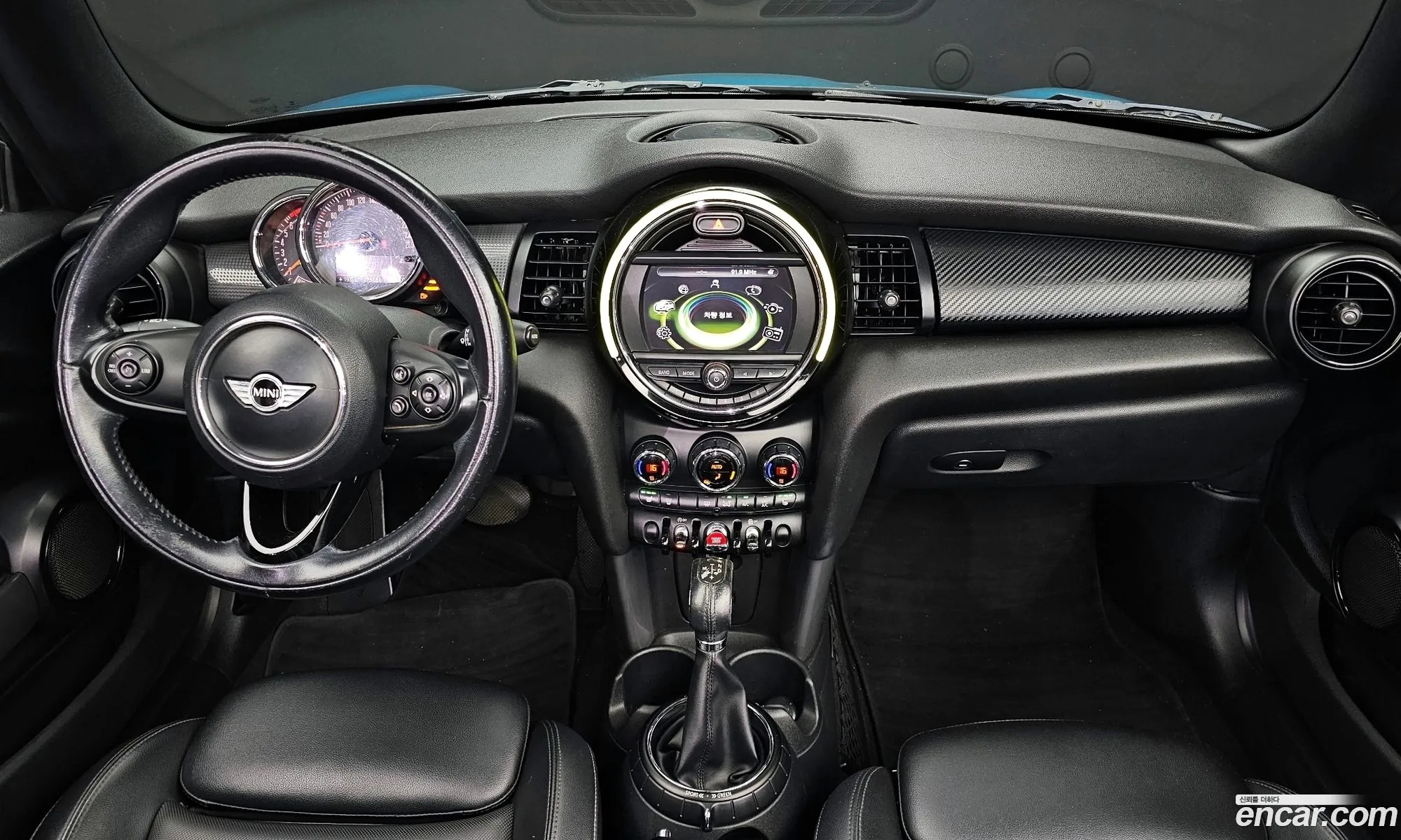 Mini Cooper Convertible 2016 WMWWG5107G3A80018 — 5