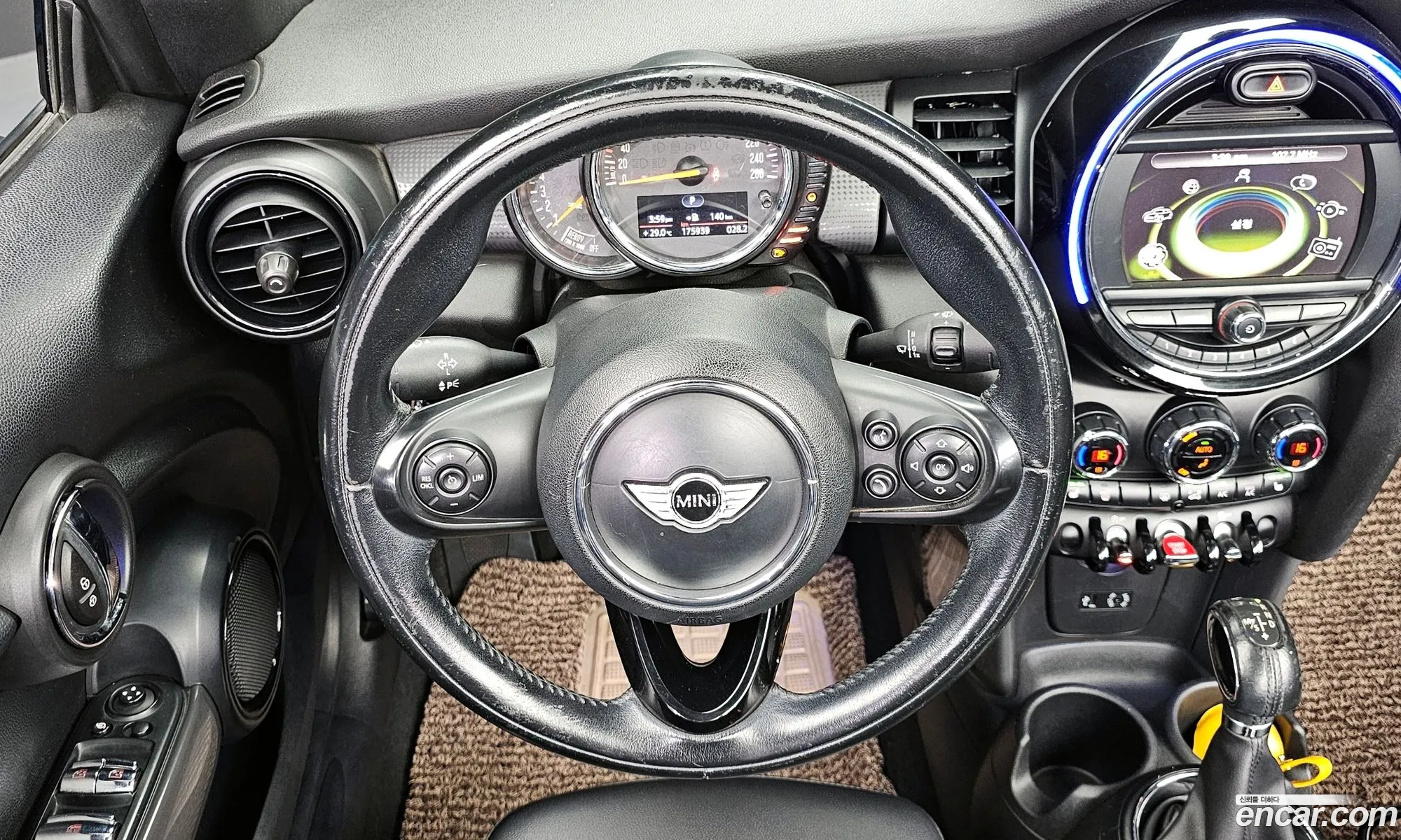 Mini Cooper Convertible 2016 WMWWG5107G3A80018 — 6