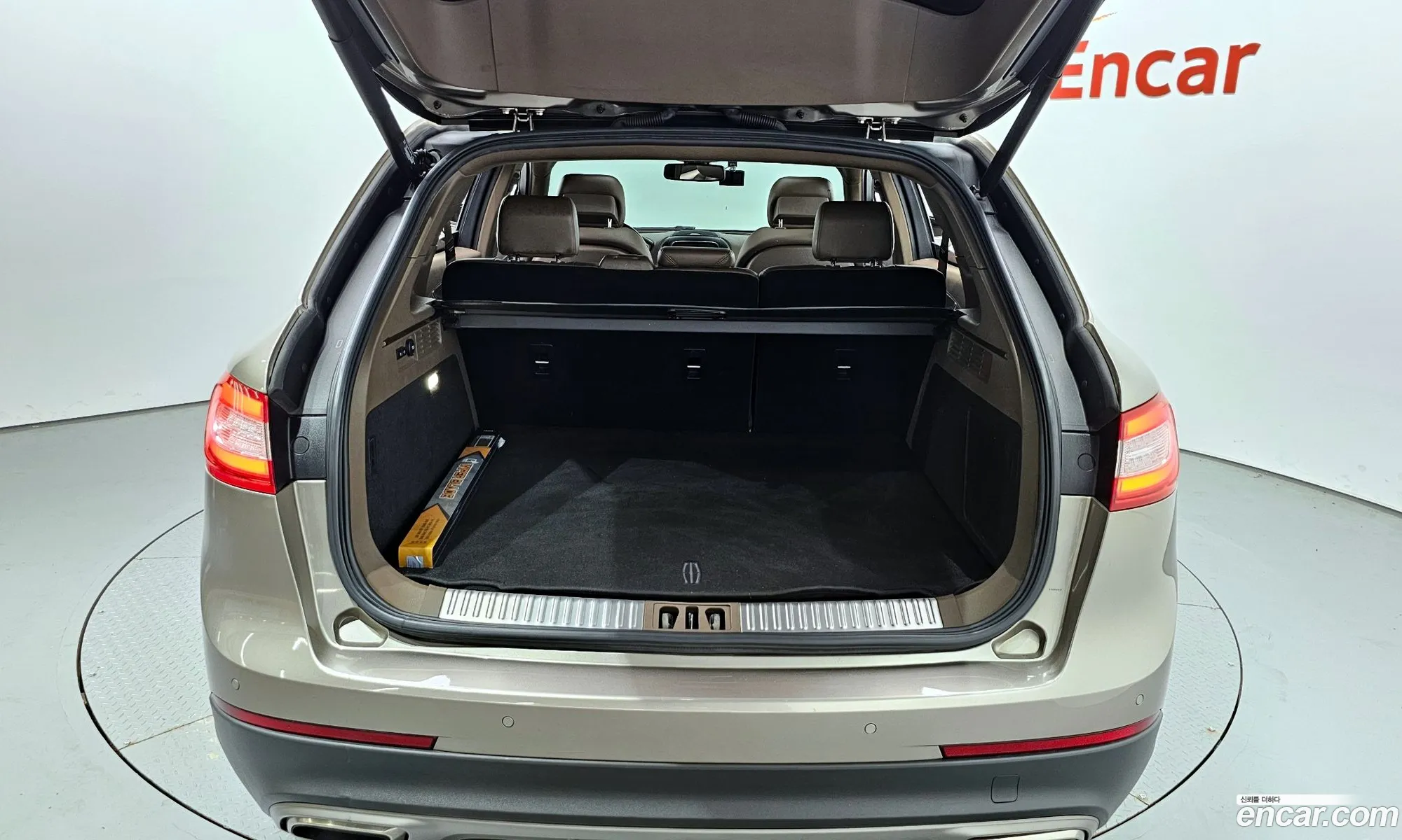 Lincoln MKX 2018 2LMPJ8LP4JBL40030 — 4