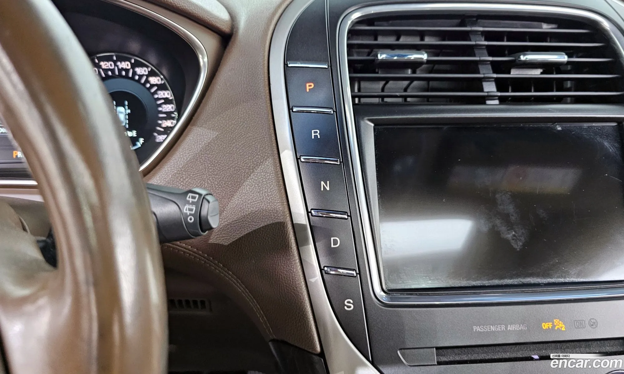 Lincoln MKX 2018 2LMPJ8LP4JBL40030 — 17