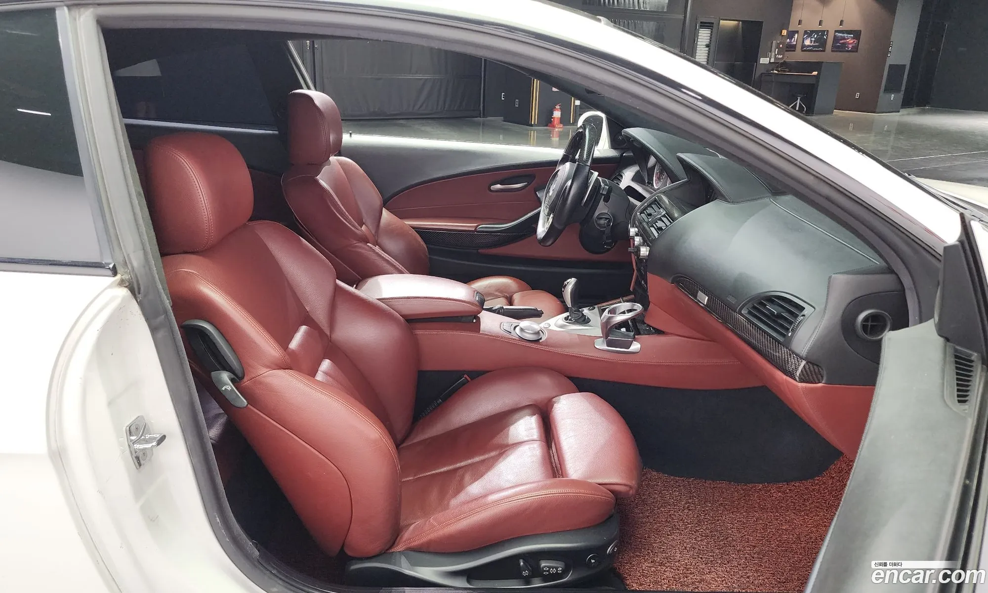 BMW M6 2007 WBSEH93517B798462 — 17
