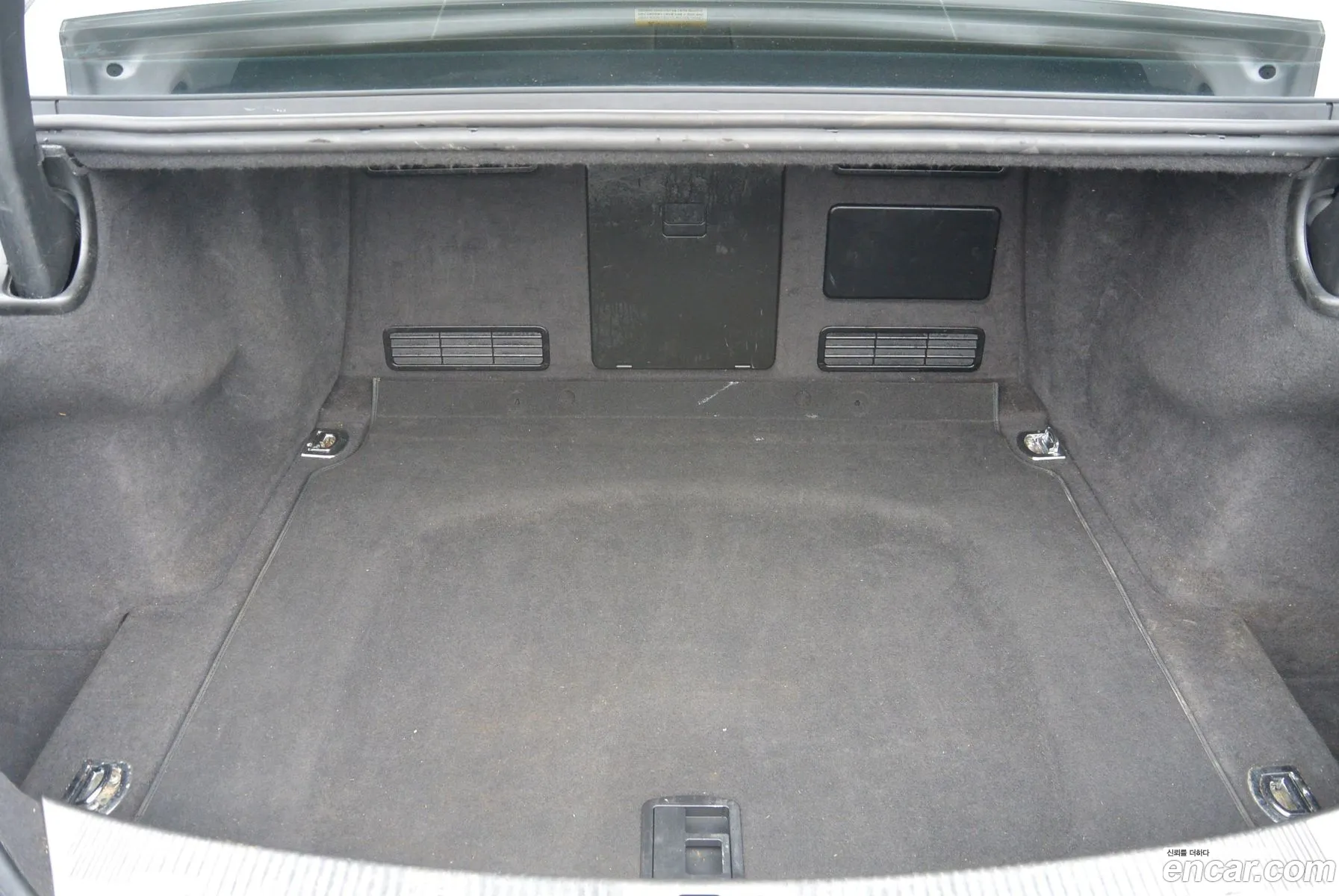 Audi A8 2014 — 2