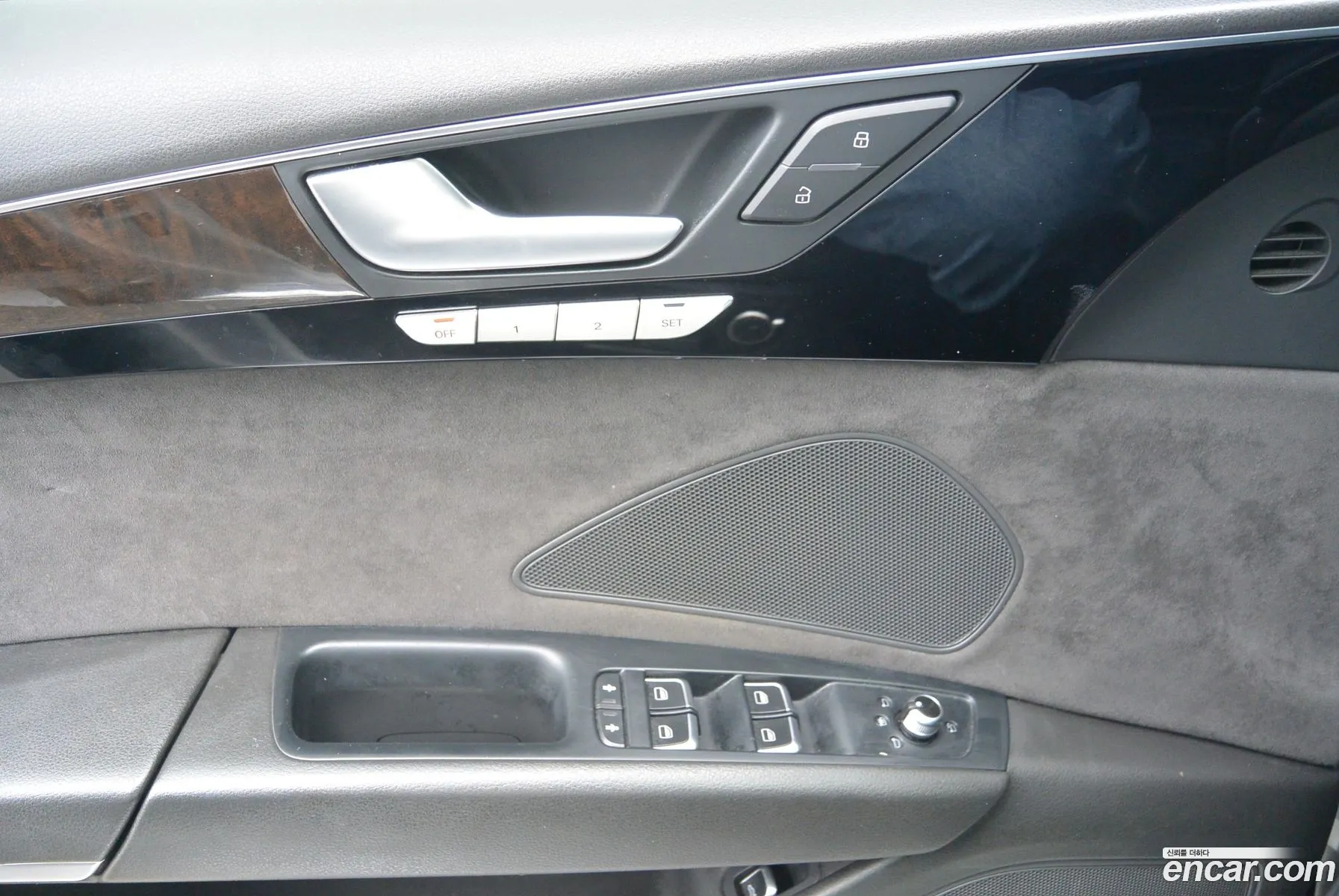Audi A8 2014 — 9