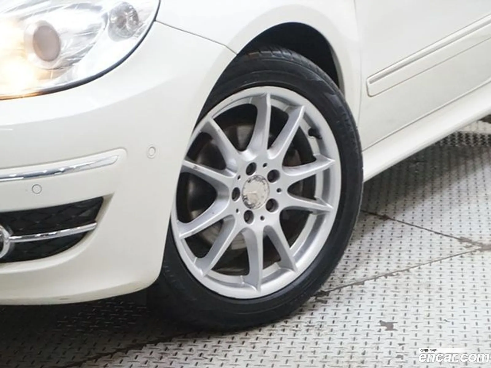 Mercedes-Benz B-Class W245 2011 — 14