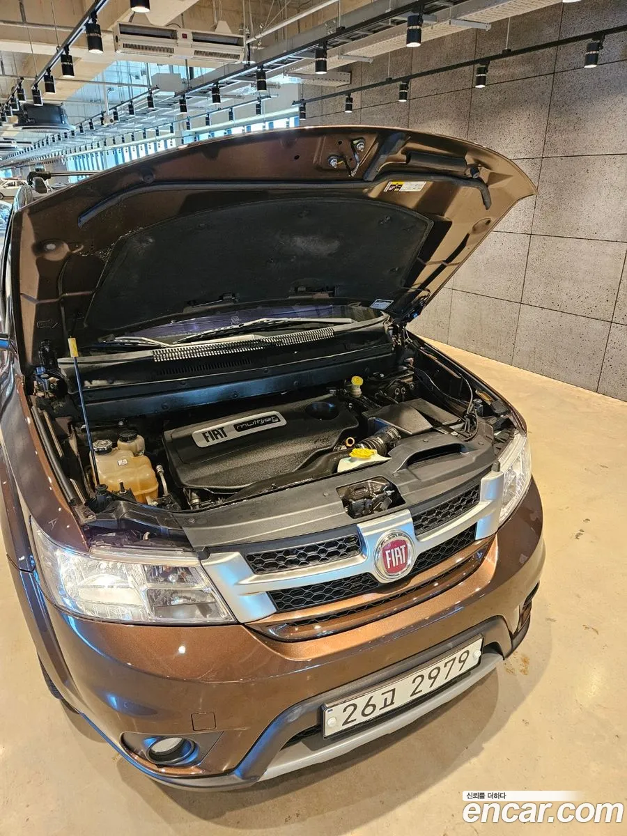 Fiat Freemont 2013 — 2