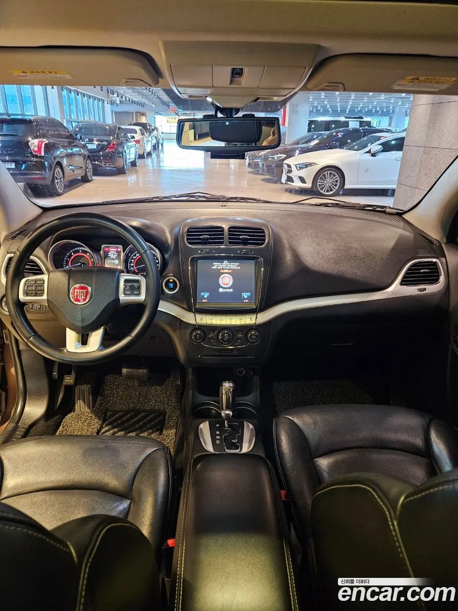 Fiat Freemont 2013 — 11
