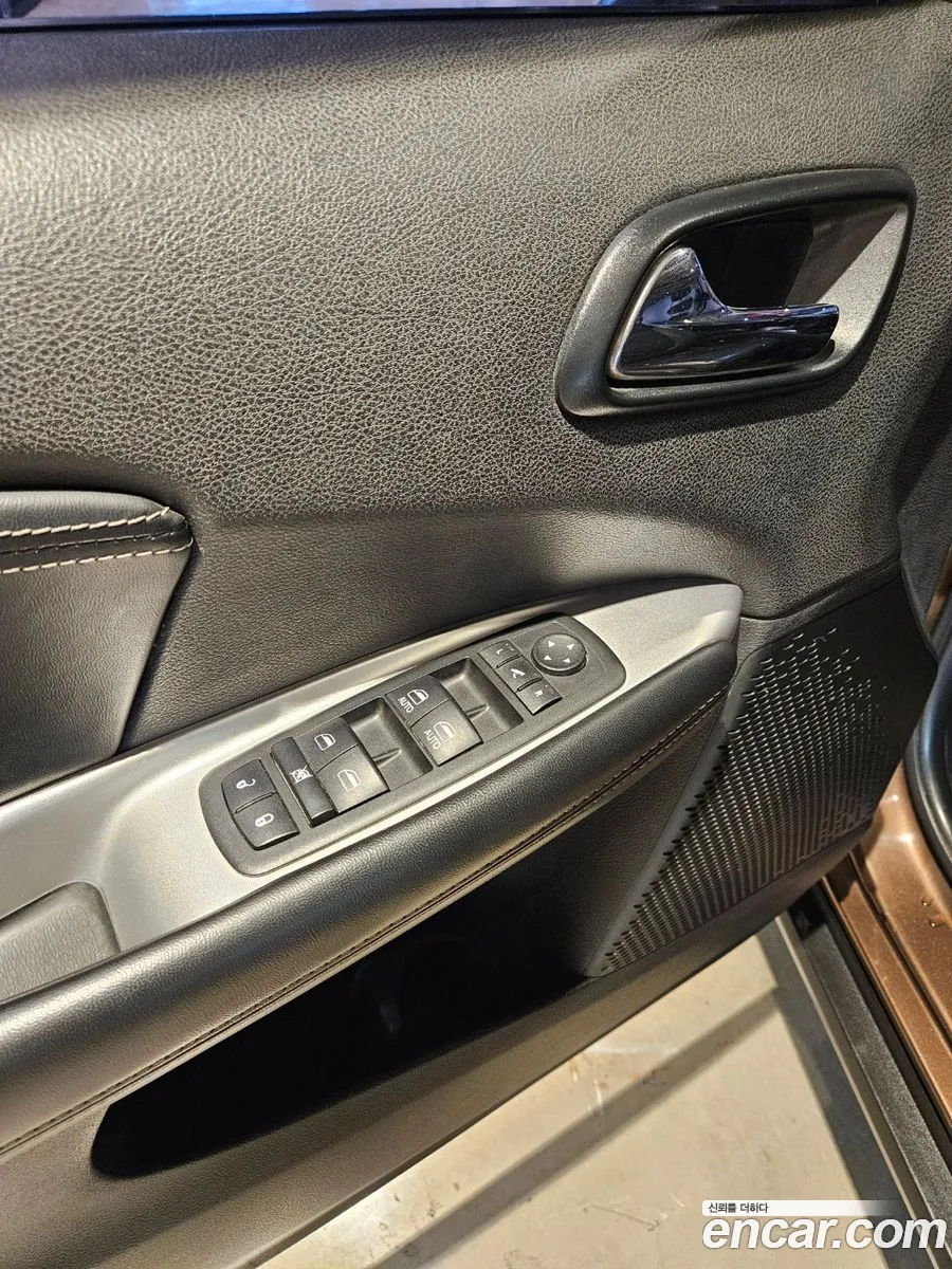 Fiat Freemont 2013 — 15