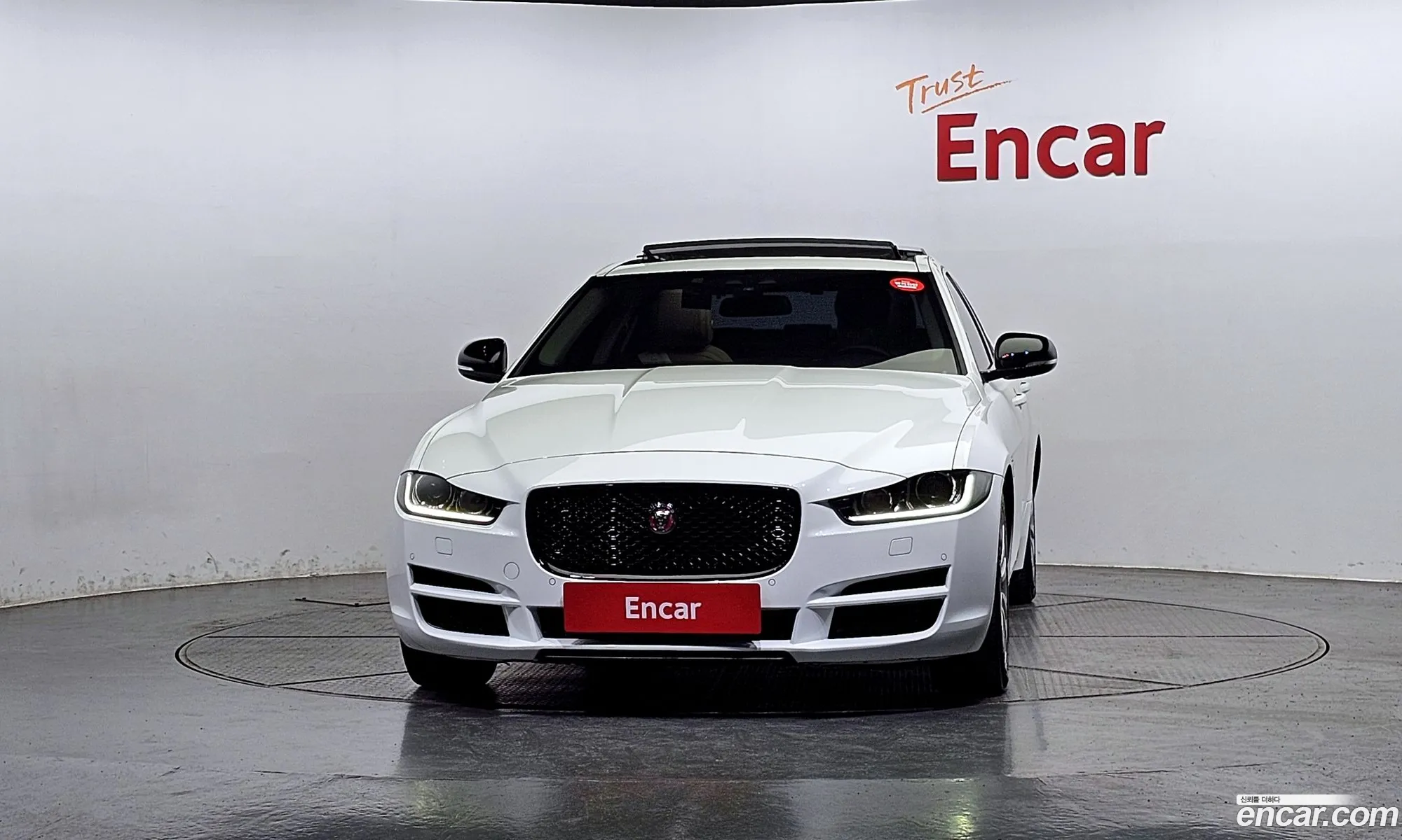 Jaguar XE 2017 SAJAB4BN5HA944690 — 11