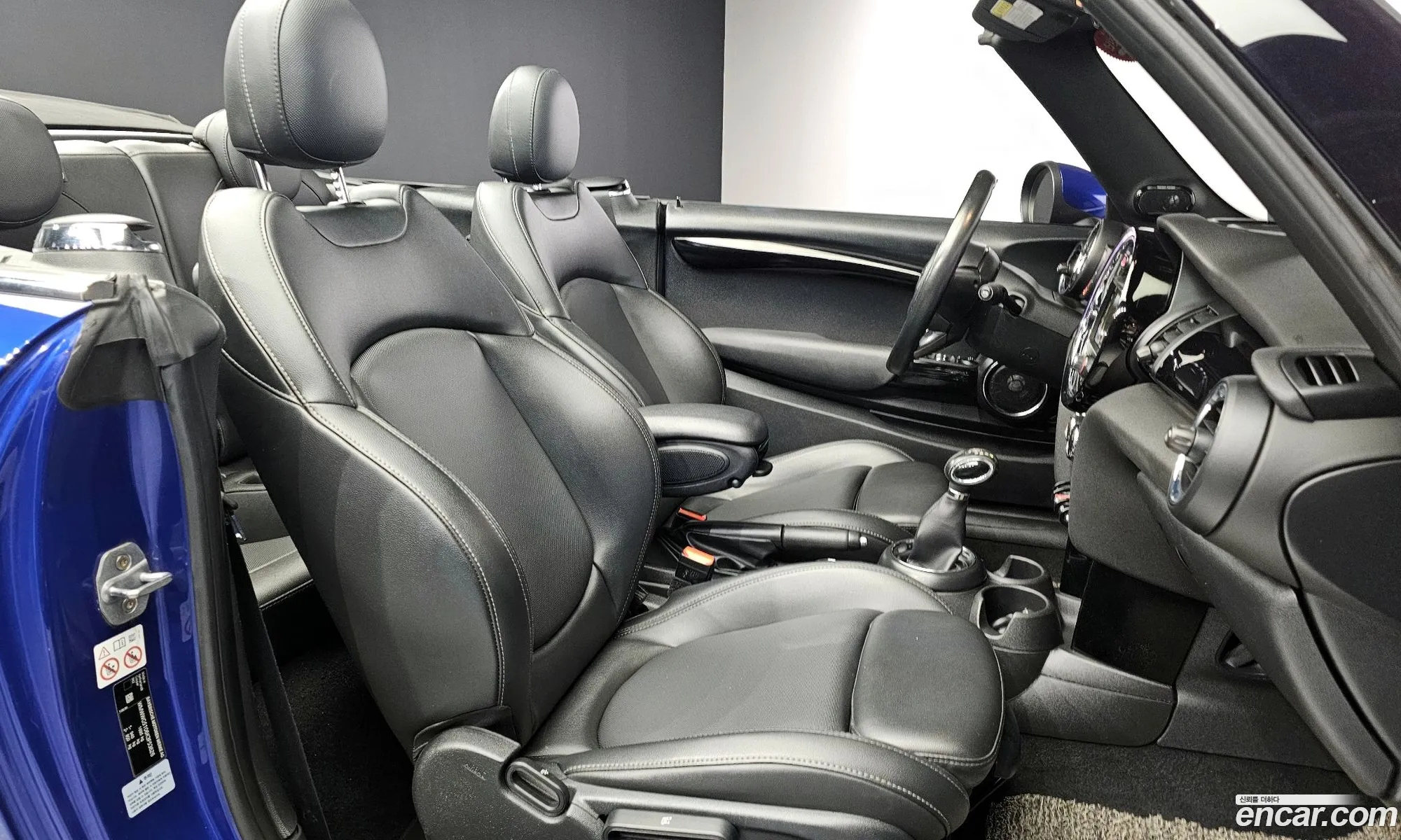 Mini Cooper Convertible 2019 WMWWG5106K3F53626 — 10