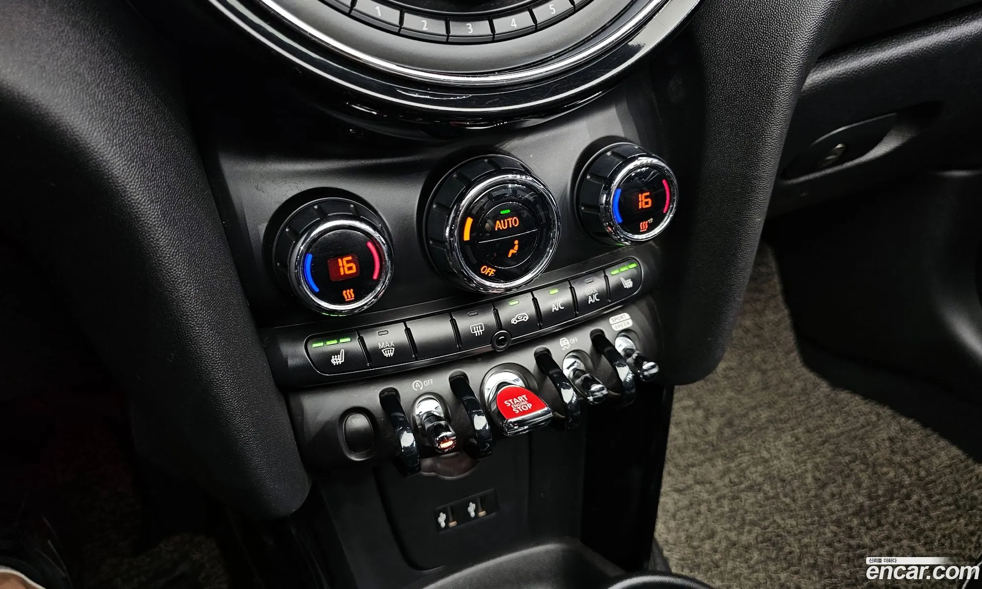 Mini Cooper Convertible 2019 WMWWG5106K3F53626 — 2