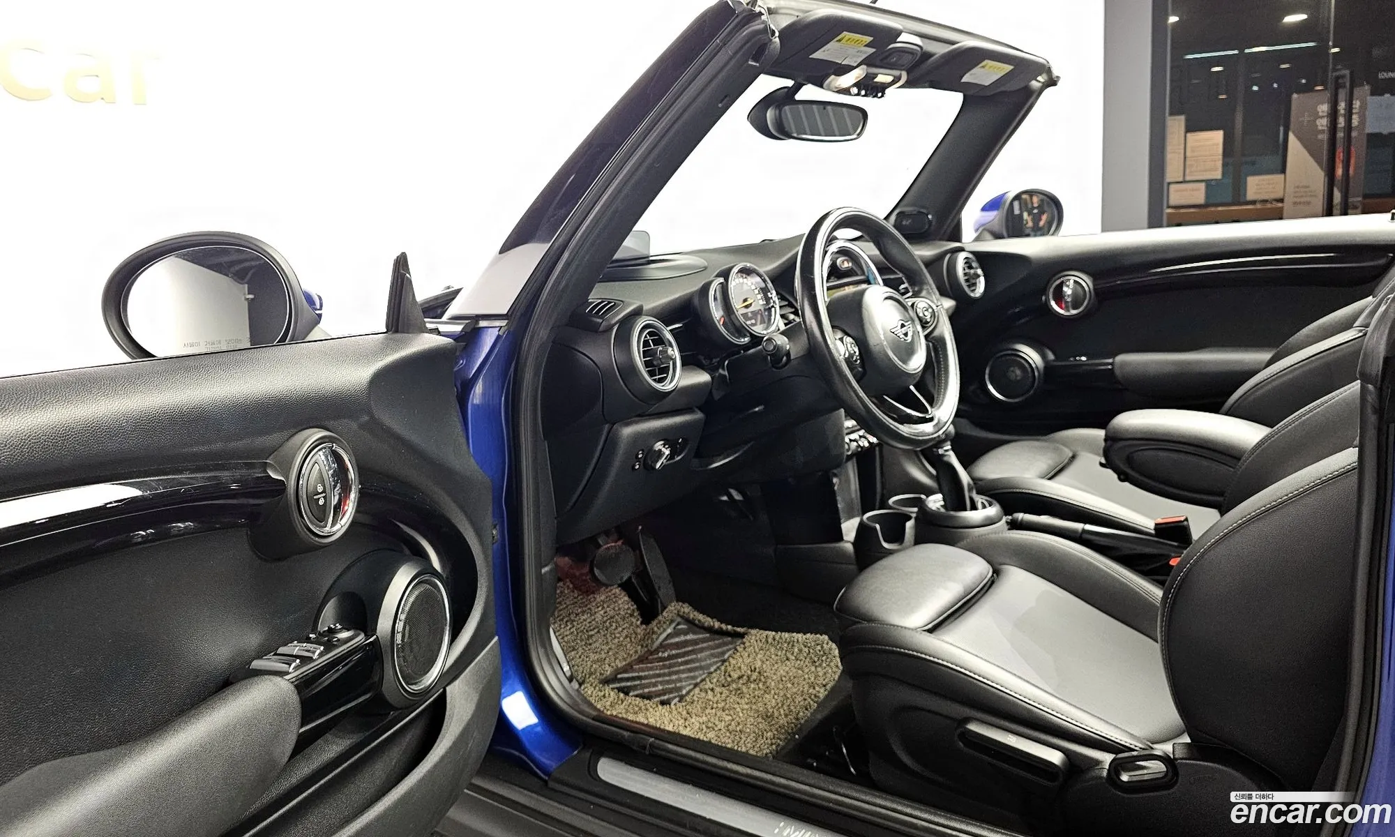 Mini Cooper Convertible 2019 WMWWG5106K3F53626 — 6