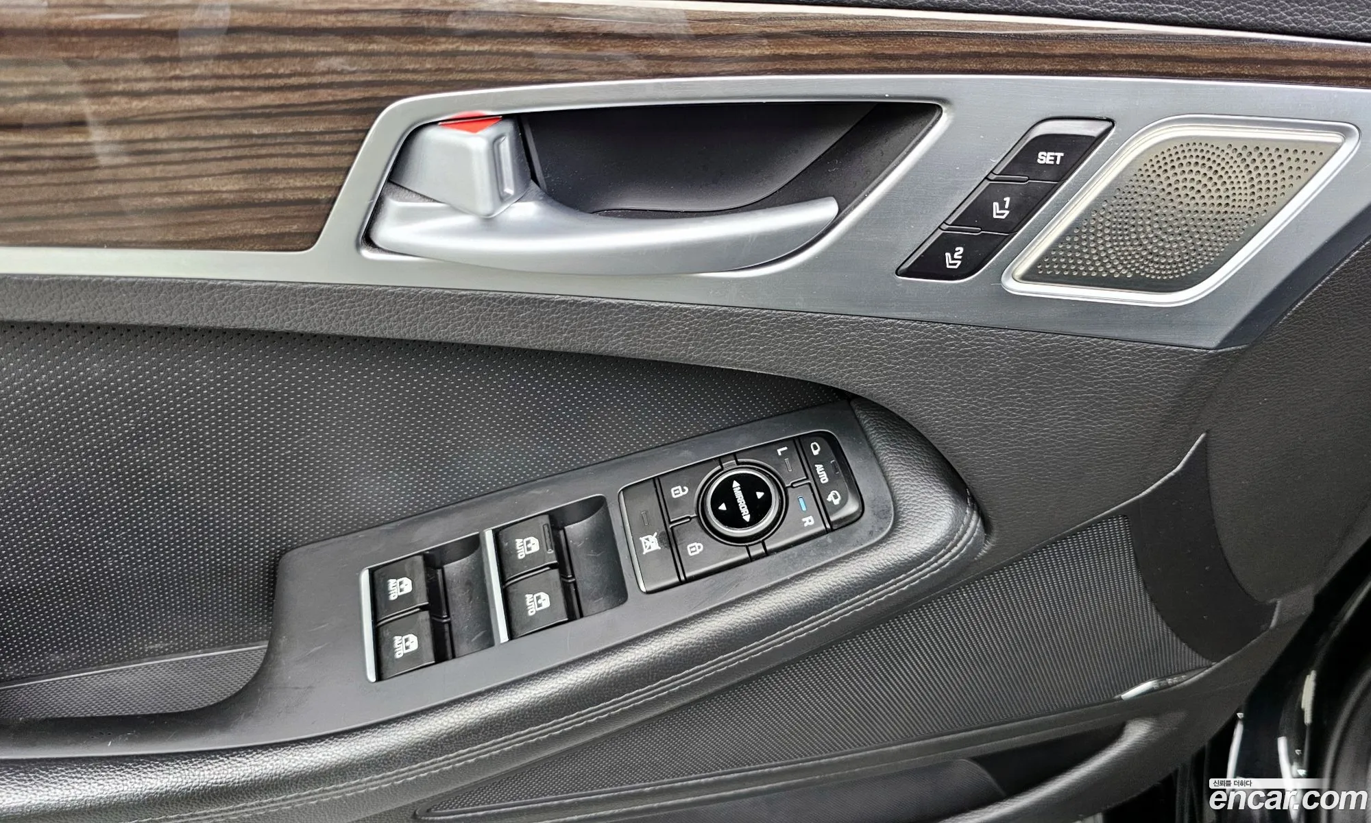 Genesis G80 2017 — 15