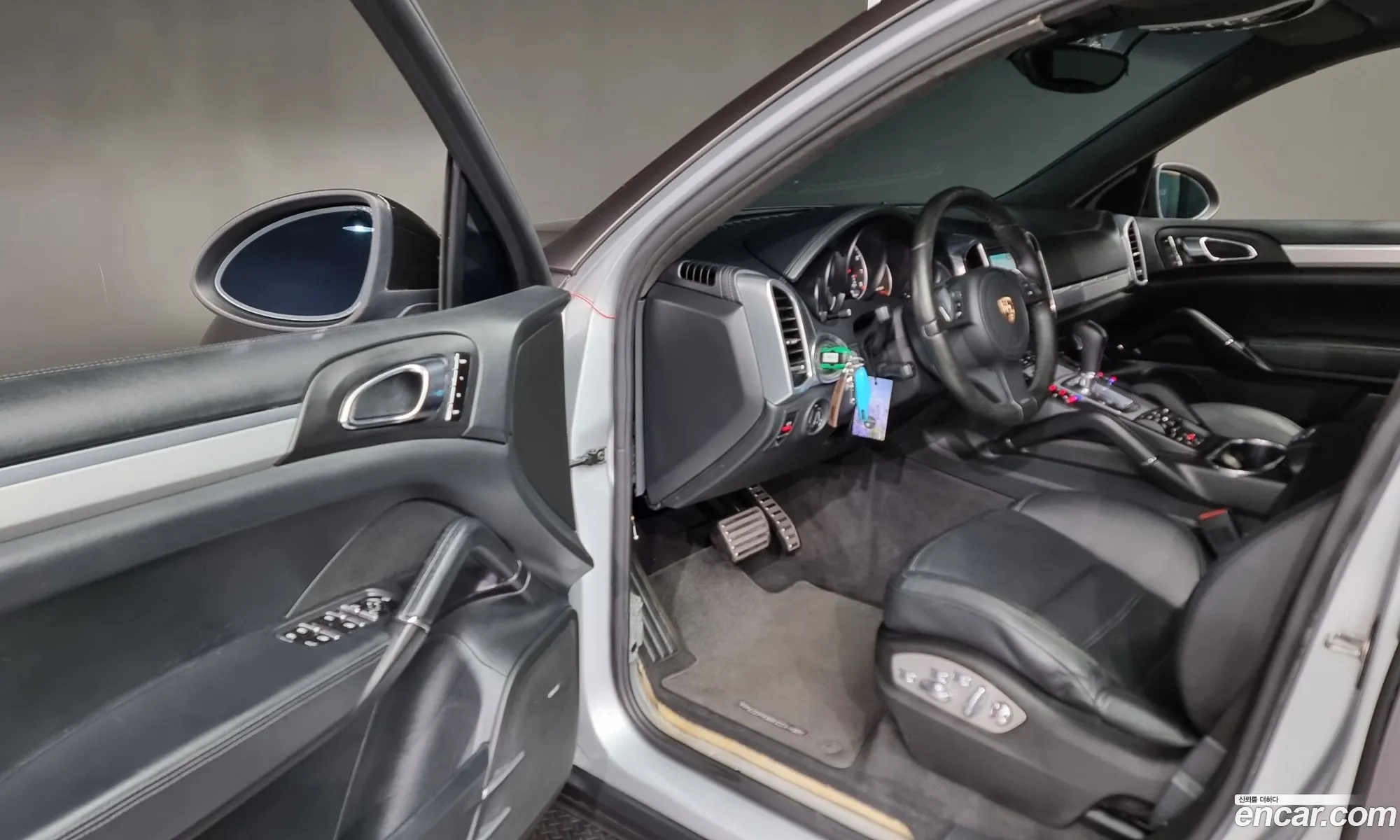 Porsche Cayenne 2010 WP1AC2928BLA80983 — 4