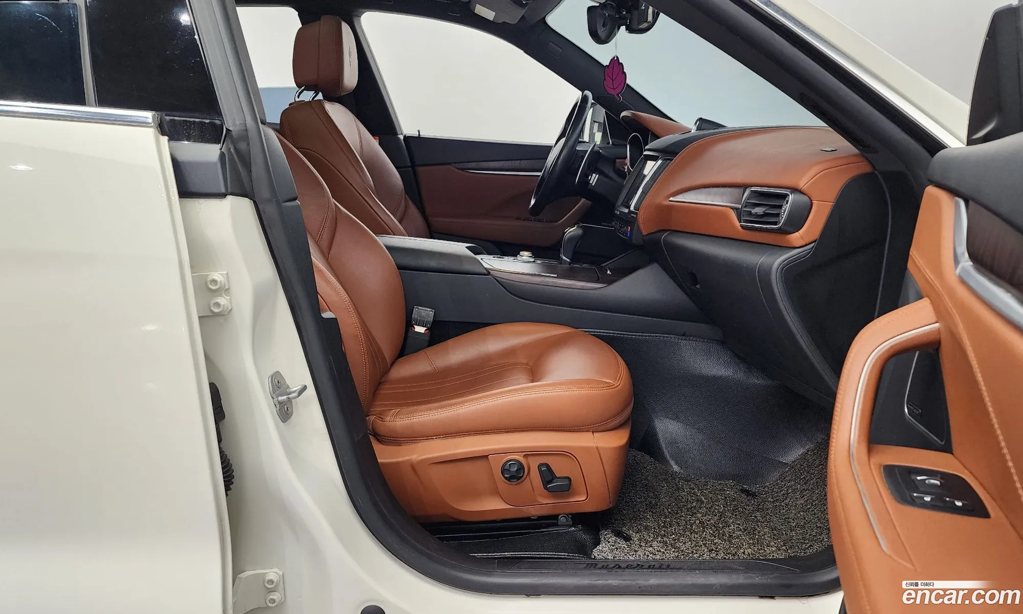 Maserati Levante 2018 ZN661TUG4JX286944 — 13