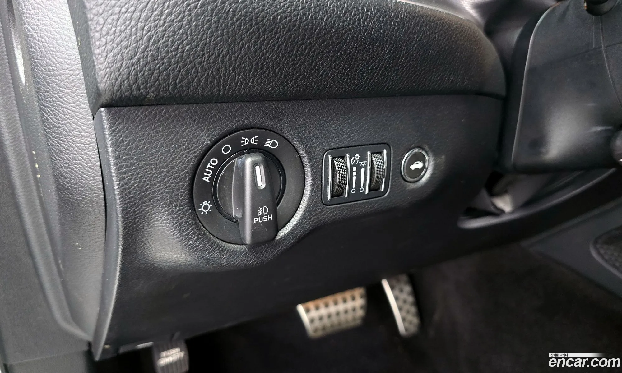 Dodge Challenger 2016 2C3CDZFJ9GH184774 — 6