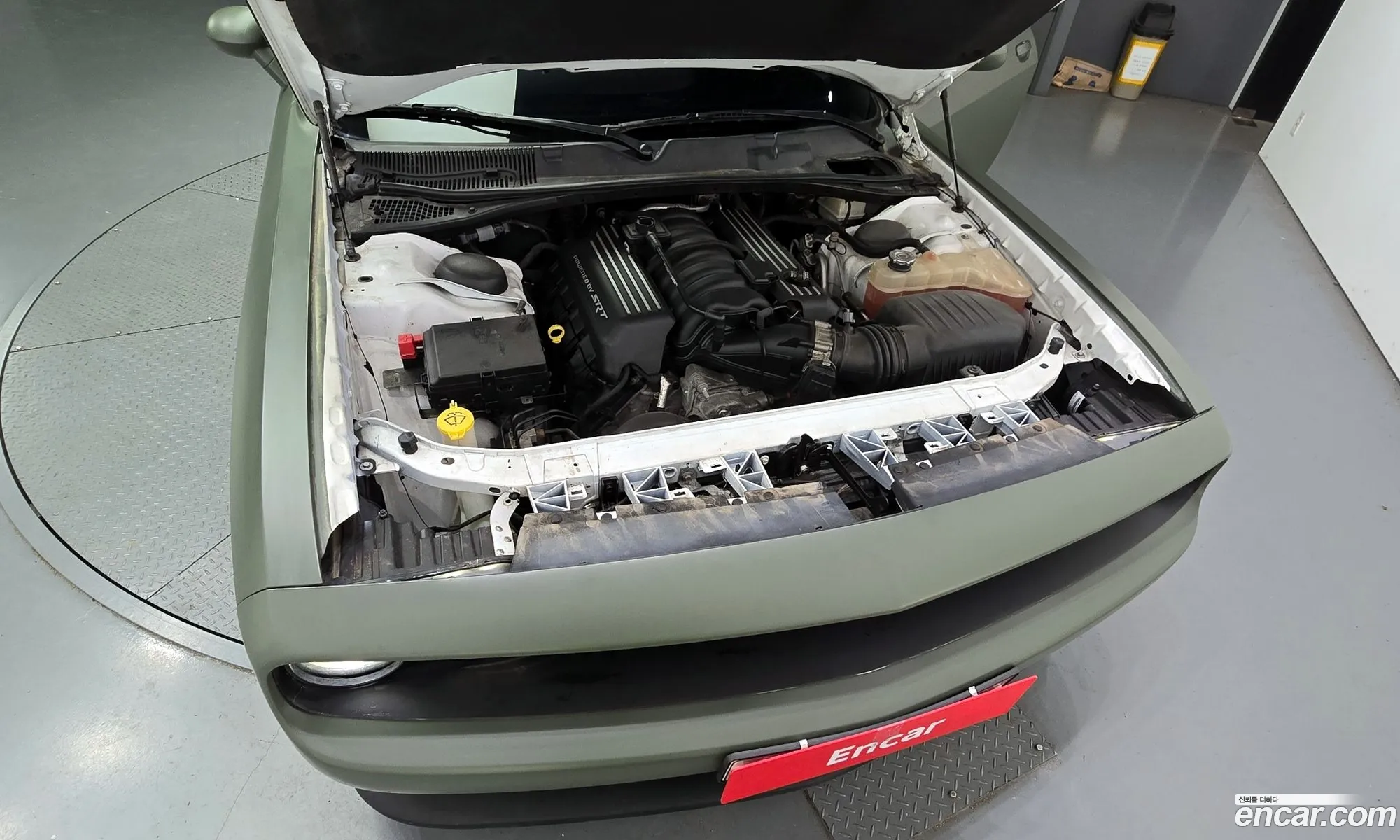 Dodge Challenger 2016 2C3CDZFJ9GH184774 — 13