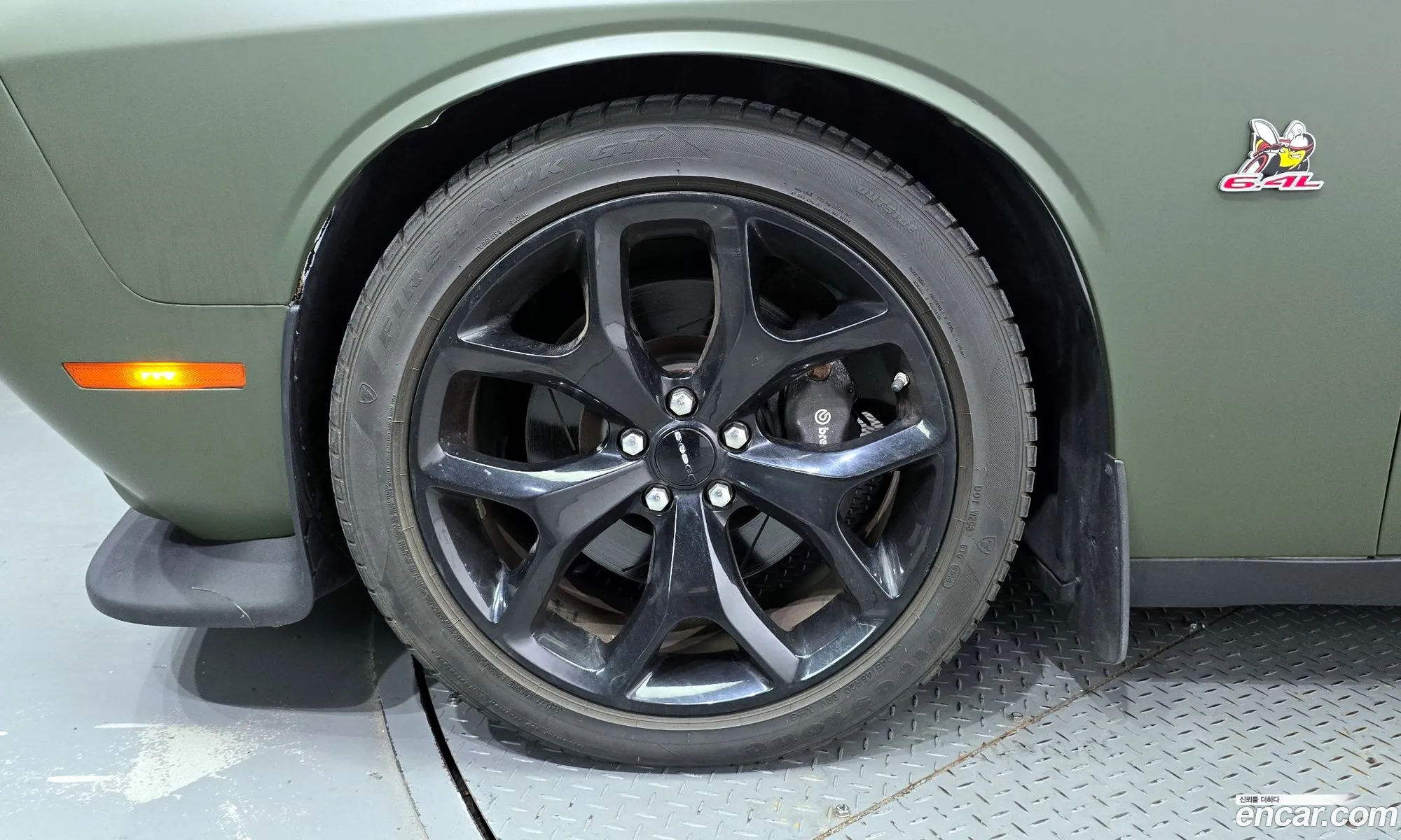 Dodge Challenger 2016 2C3CDZFJ9GH184774 — 17