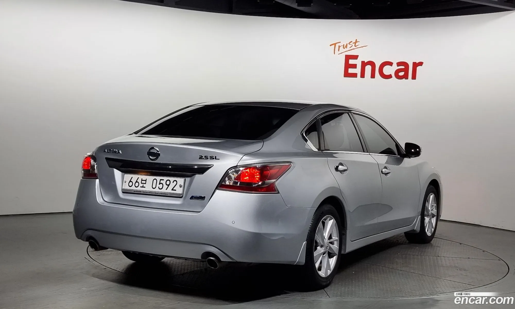 Nissan Altima 2016 1N4AL3AP6GC107304 — 5