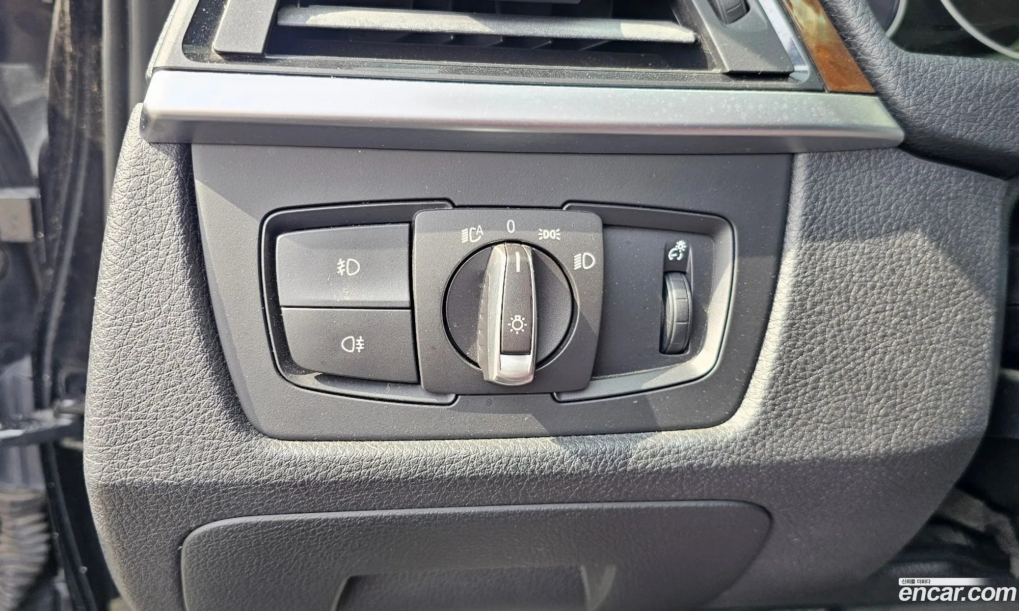 BMW 3 Series 2012 — 11