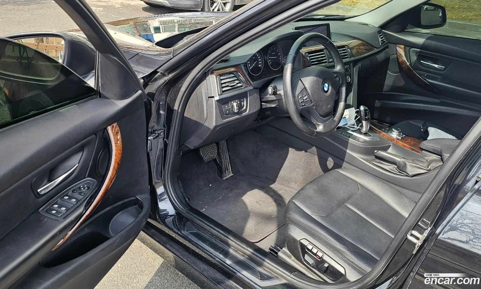 BMW 3 Series 2012 — 17