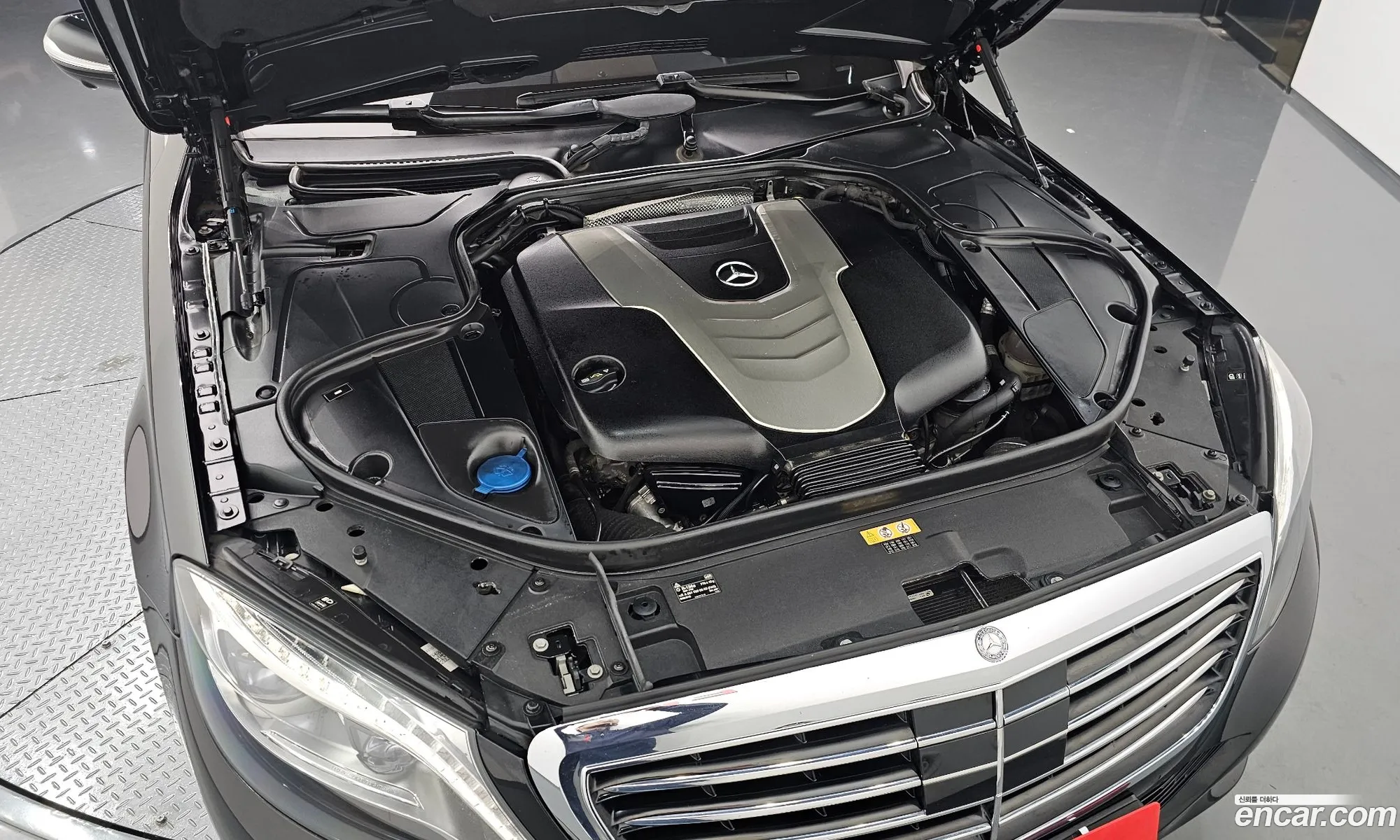 Mercedes-Benz S-Class W222 2015 WDDUF3DB4GA215968 — 16