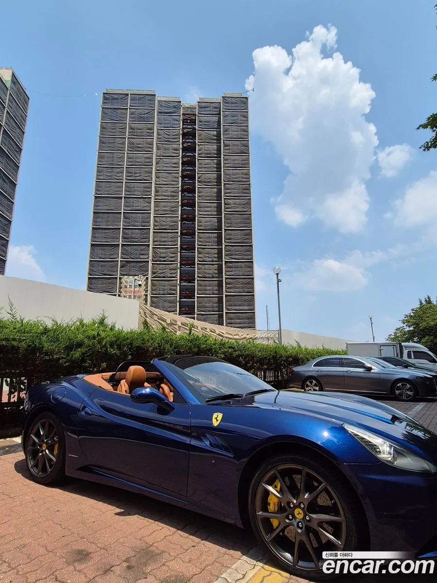 Ferrari California 2010 — 4