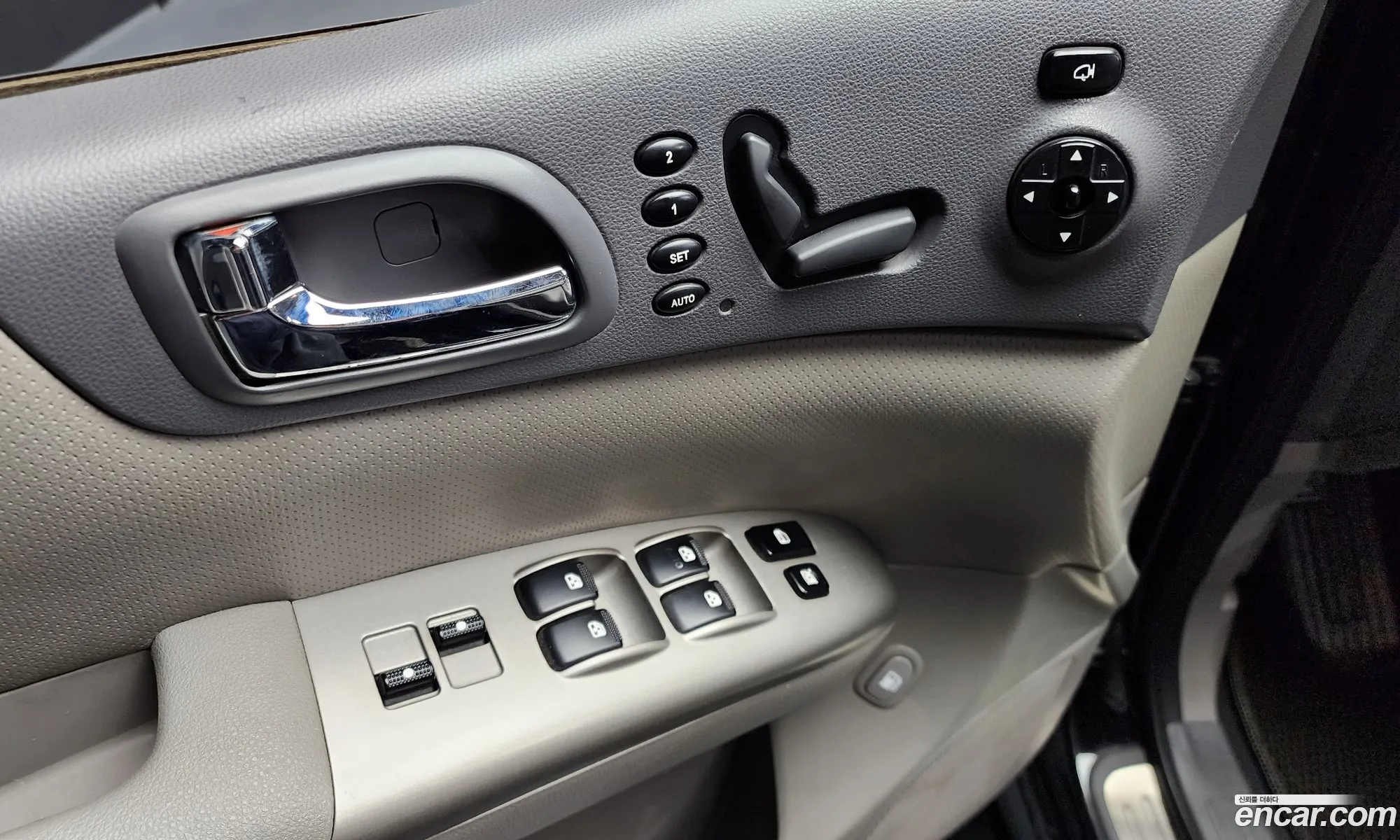 Kia Carnival R 2013 — 13