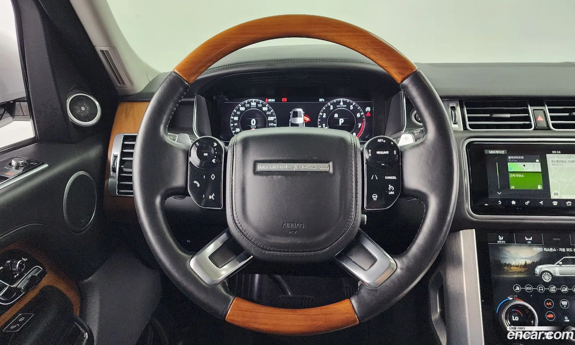 Land Rover Range Rover 2020 — 20