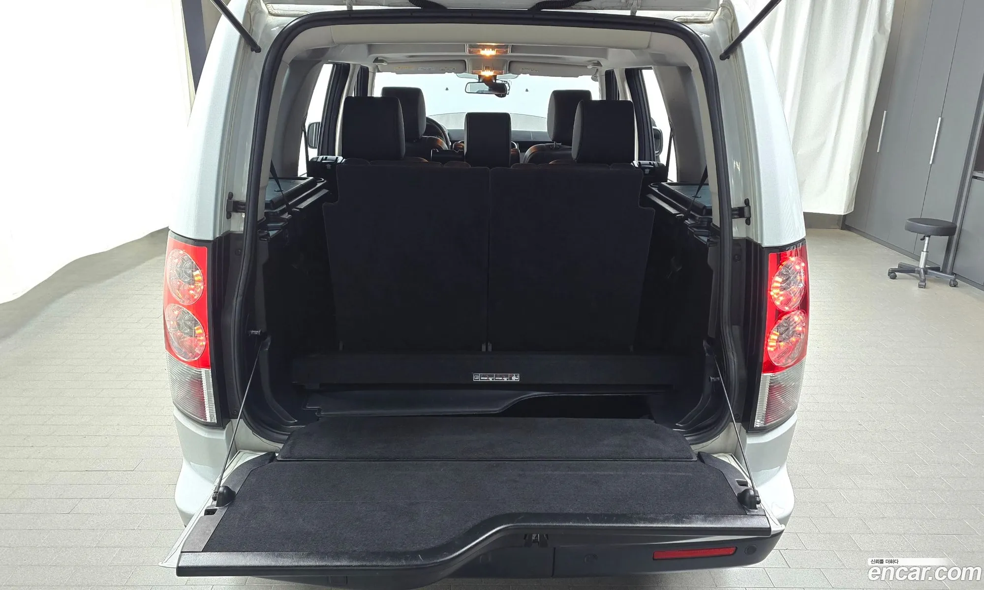 Land Rover Discovery 4 2013 SALLAAAG6DA671022 — 18