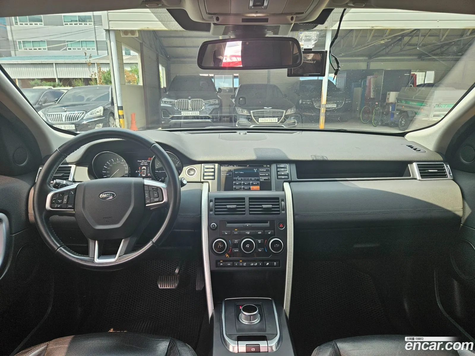 Land Rover Discovery Sport 2016 — 2