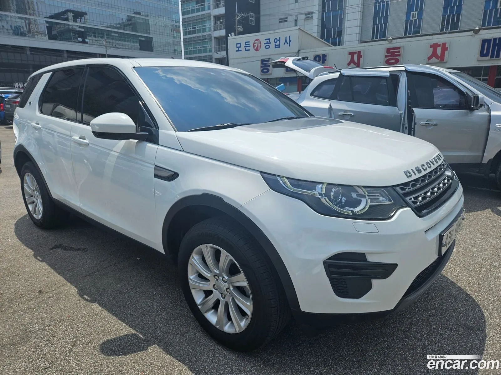 Land Rover Discovery Sport 2016 — 14