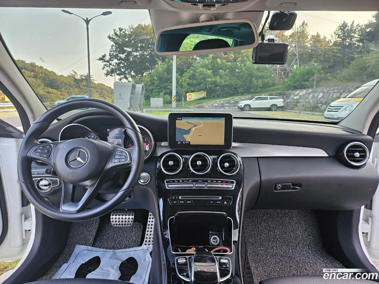 Mercedes-Benz C-Class W205 2015 — 7