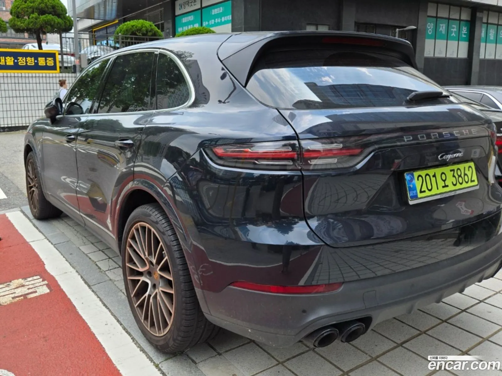 Porsche Cayenne 2020 — 12