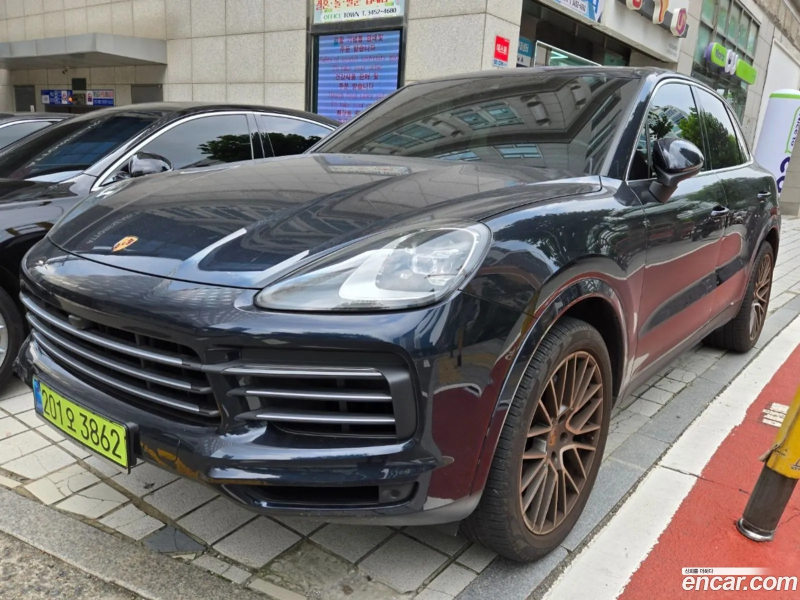 Porsche Cayenne 2020 — 18
