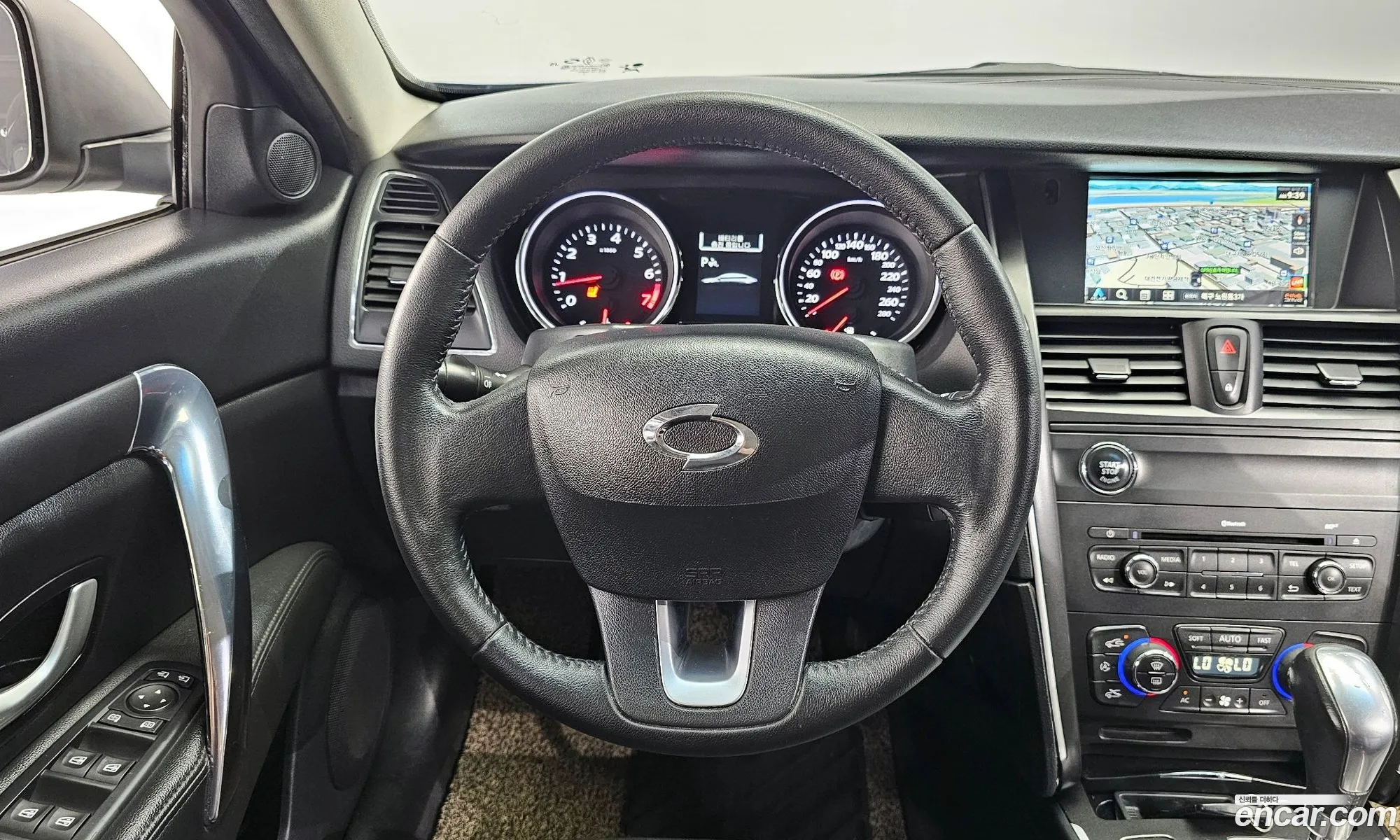 Renault Korea (Samsung) SM7 Nova 2015 — 9