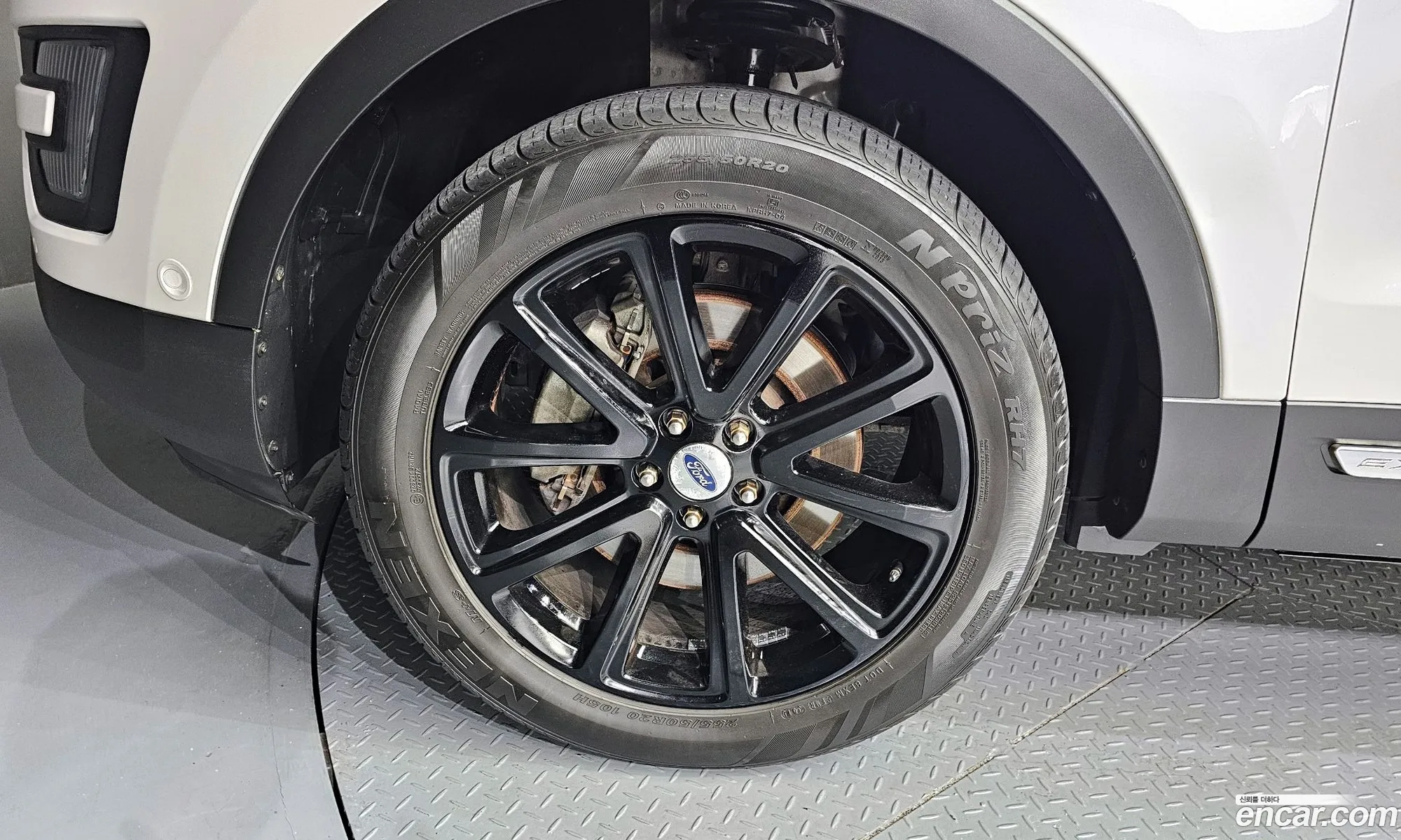 Ford Explorer 2016 1FM5K8FH7GGB24484 — 15