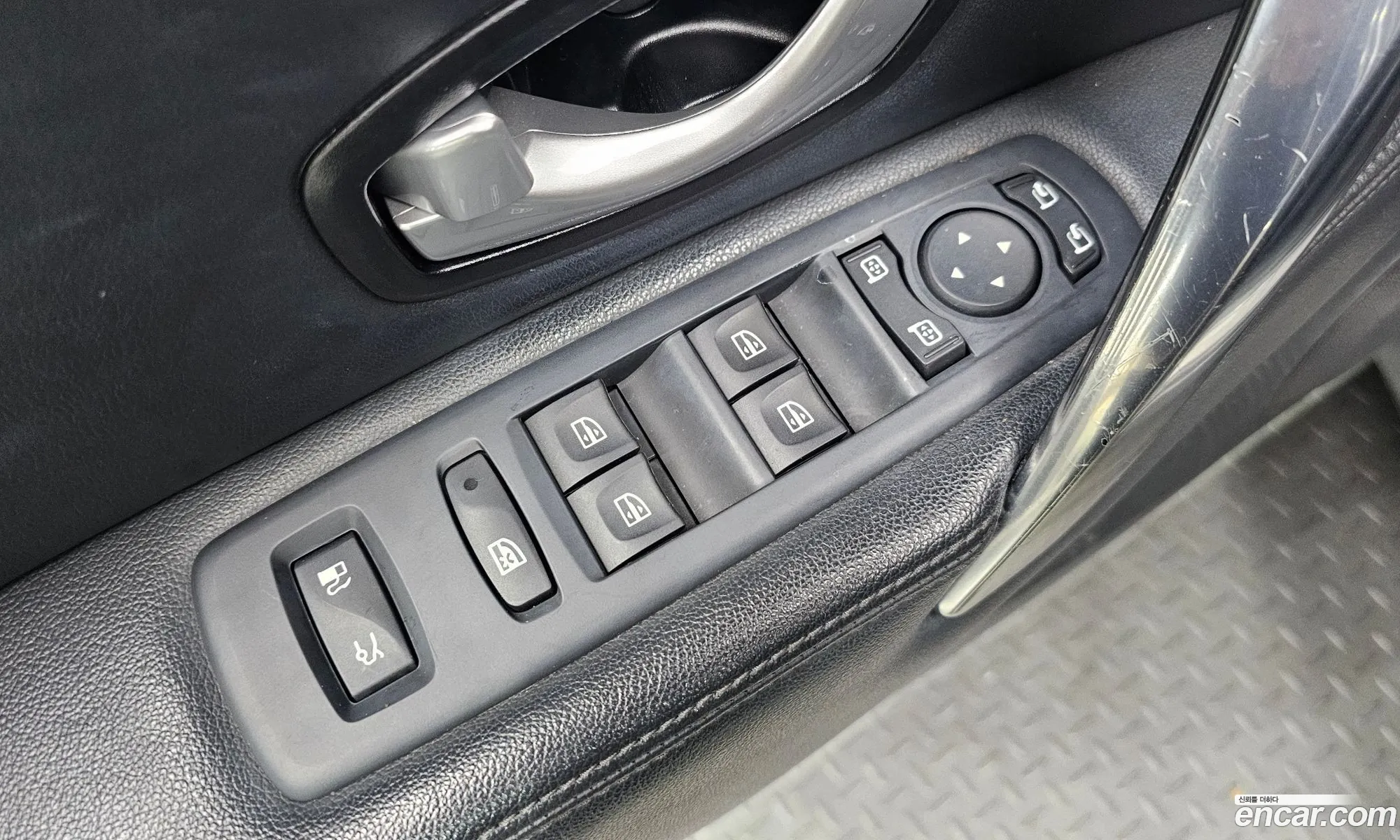 Renault Korea (Samsung) SM7 Nova 2015 — 6