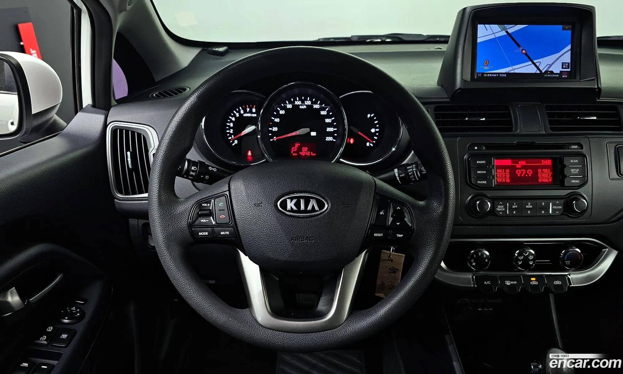 Kia Pride 2011 — 9