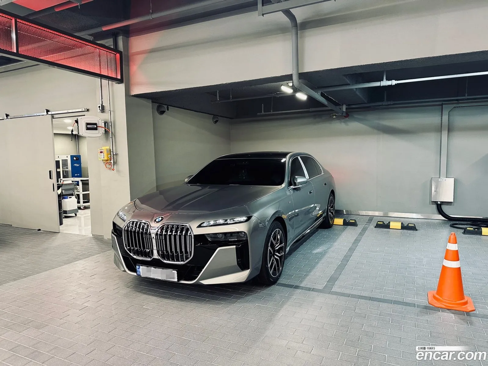 BMW 7 Series 2023 — 13