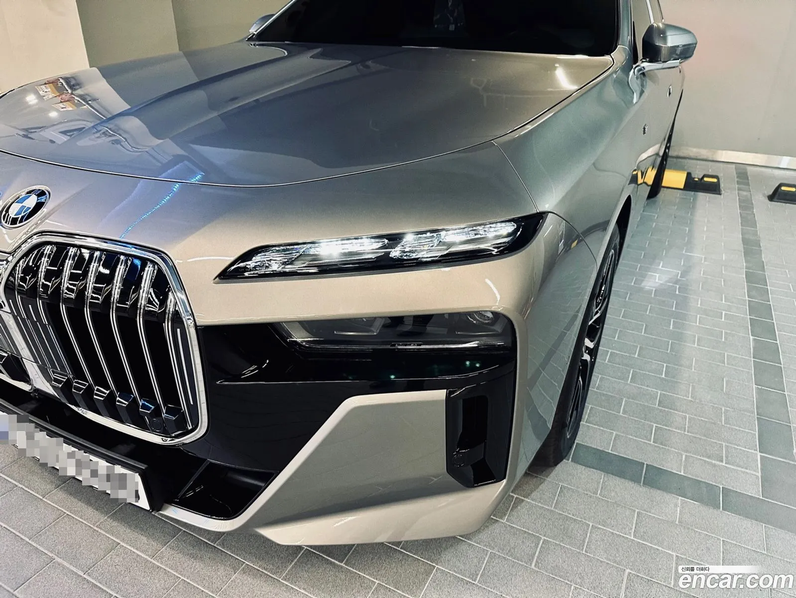 BMW 7 Series 2023 — 20